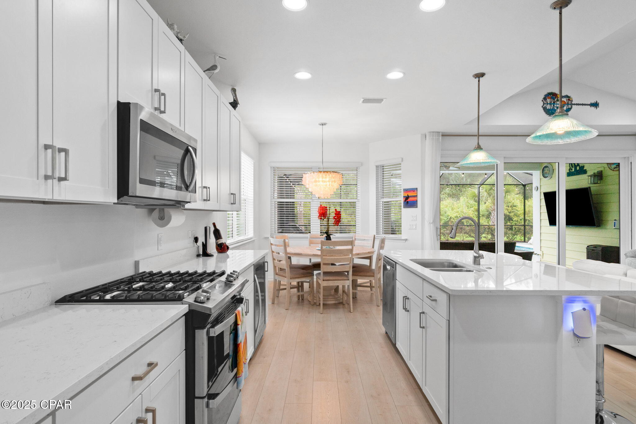 8406 Island Breeze Avenue