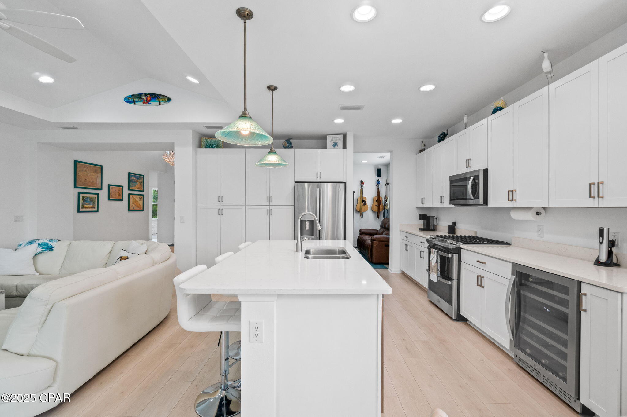 8406 Island Breeze Avenue