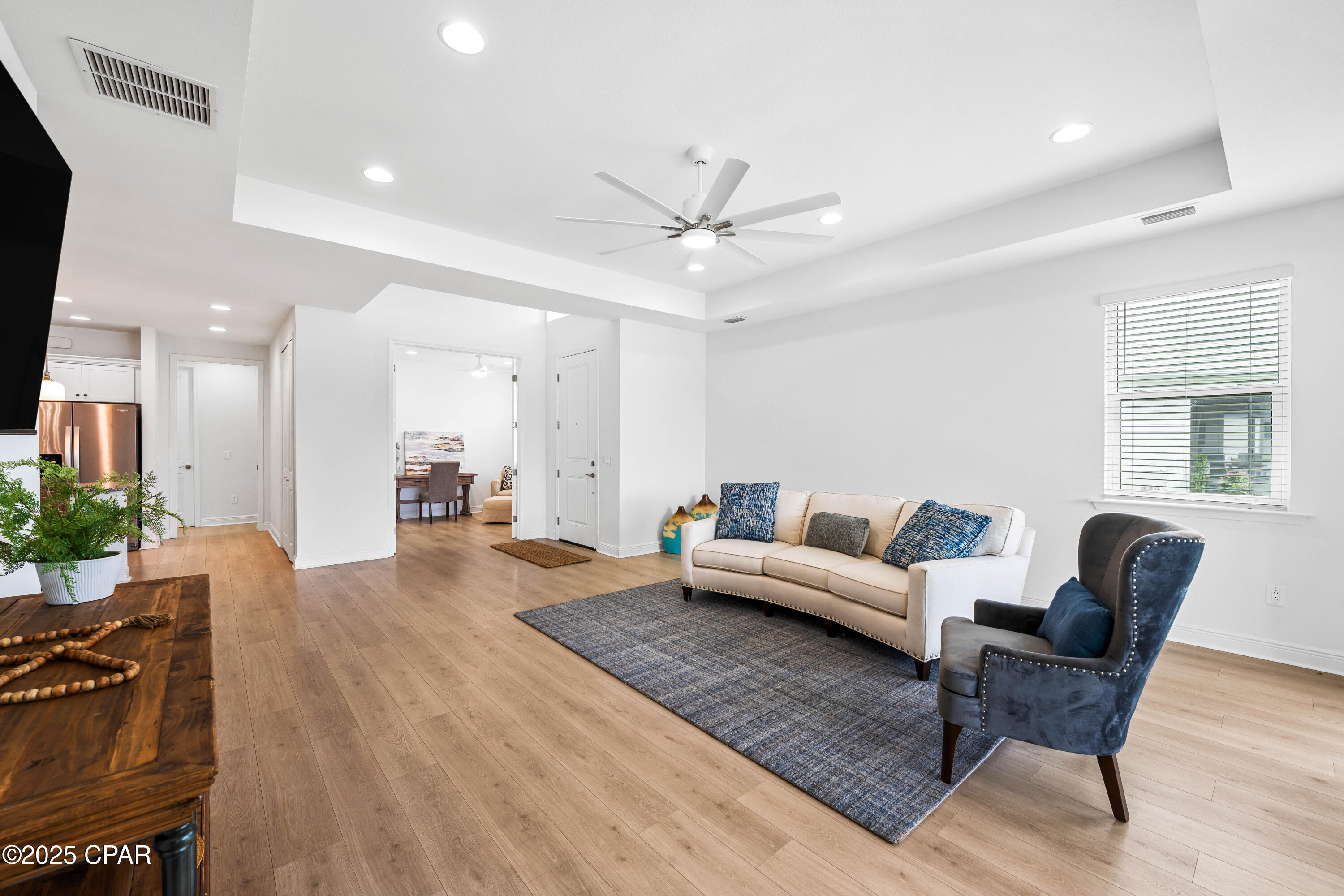 8570 Island Breeze Avenue