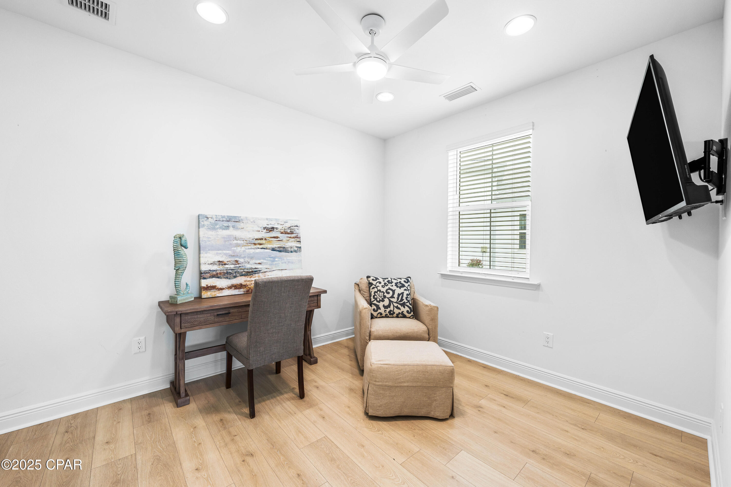 8570 Island Breeze Avenue