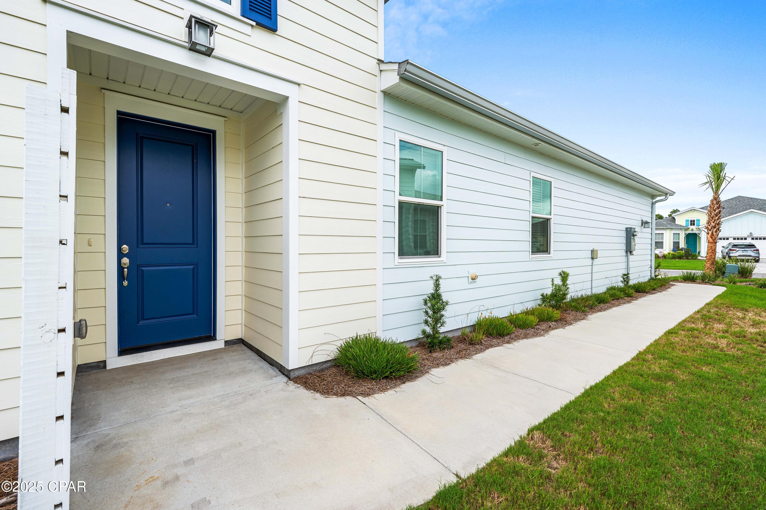 8570 Island Breeze Avenue