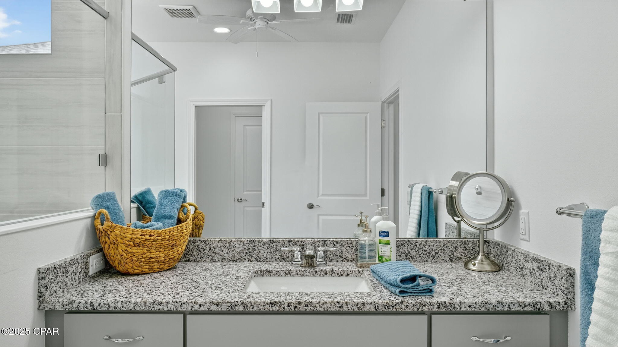 8430 Island Breeze Avenue