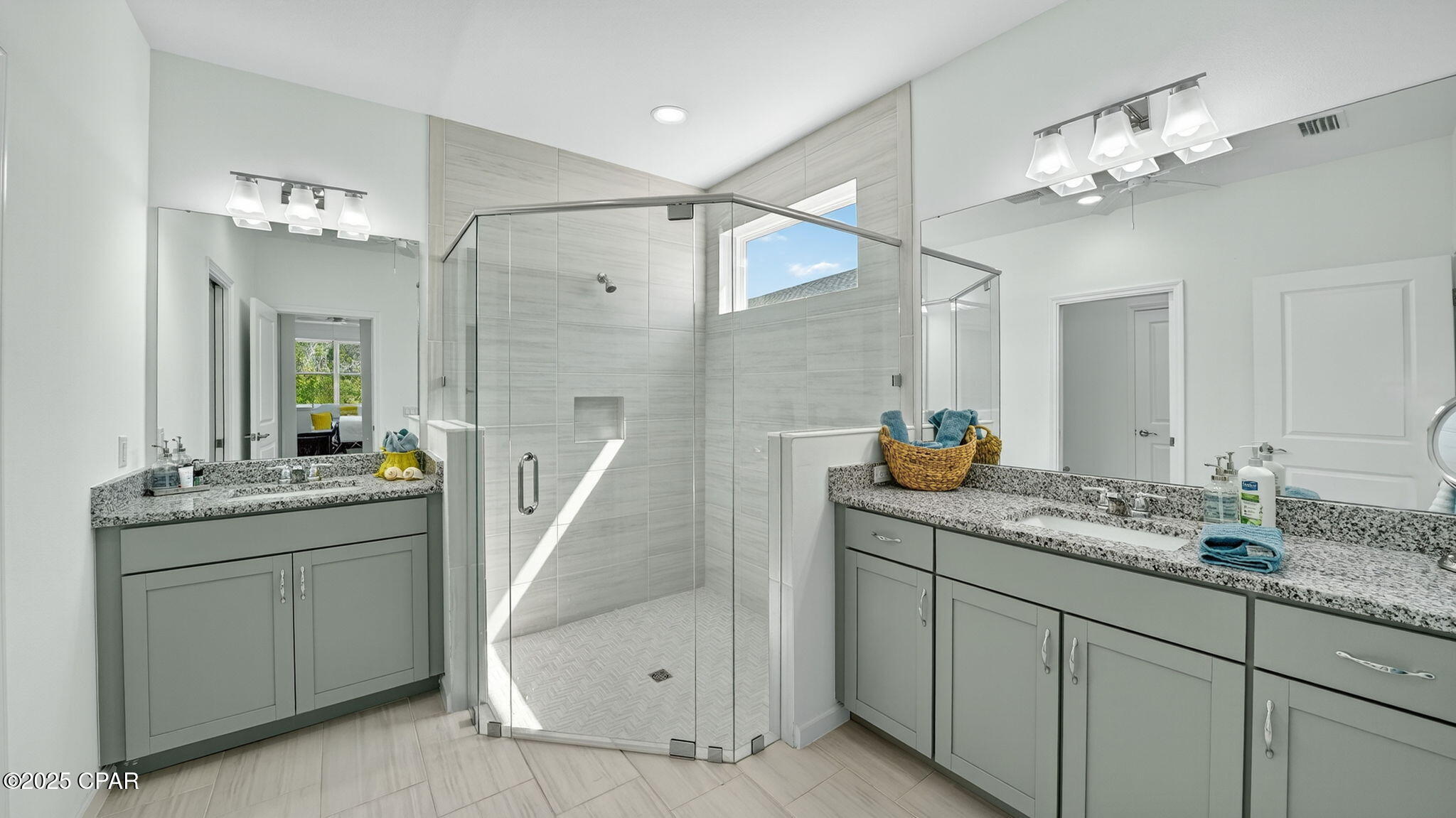 8430 Island Breeze Avenue