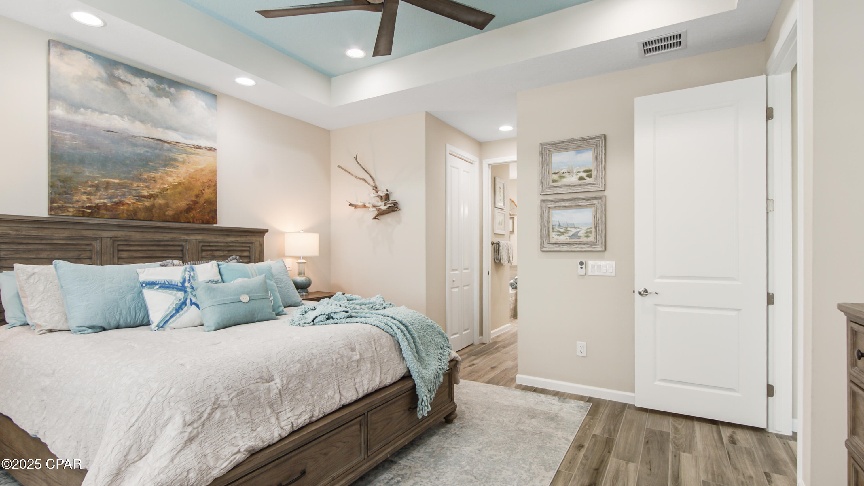 8725 Coral Reef Way