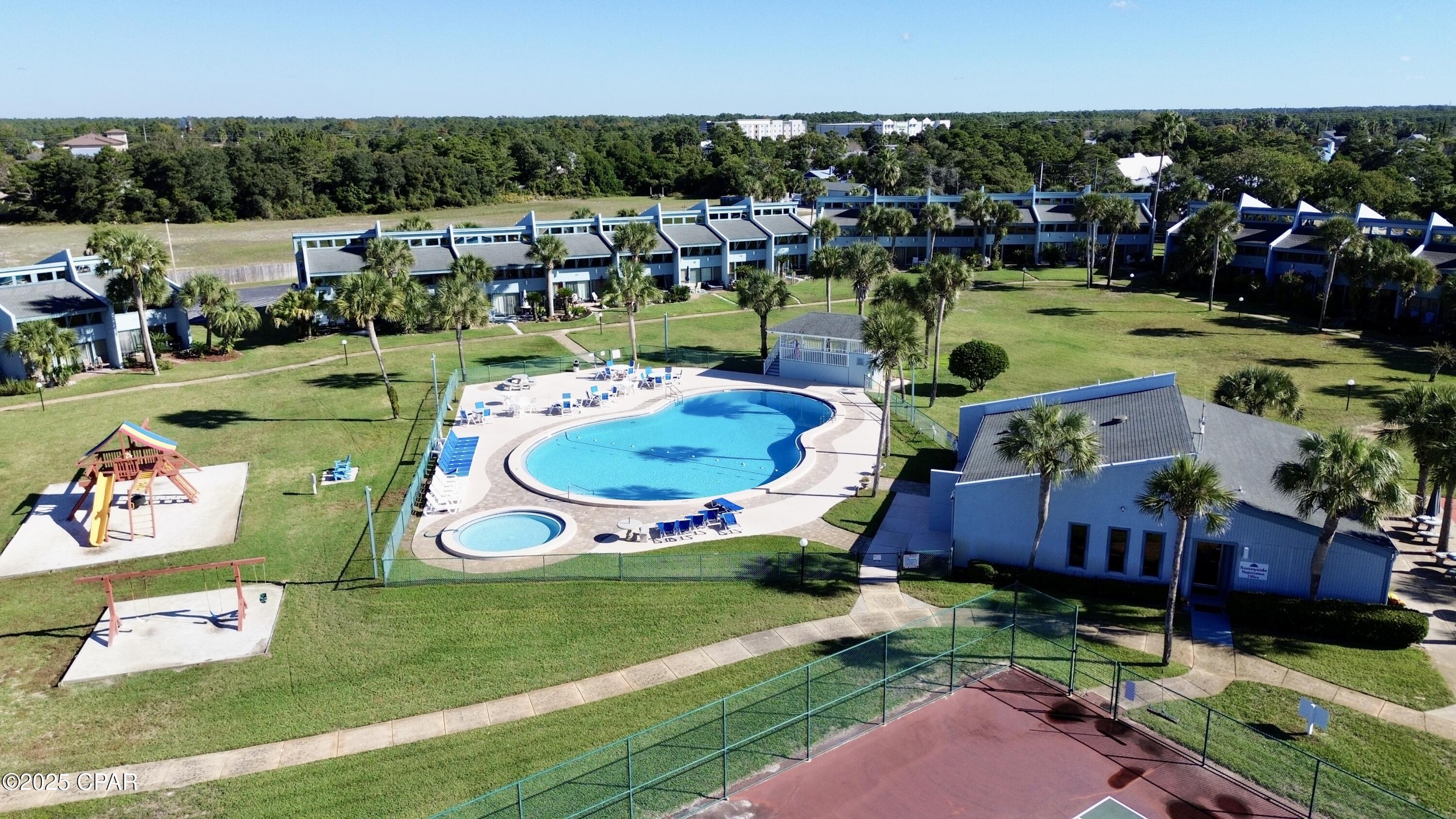 22400 Front Beach Road, 28