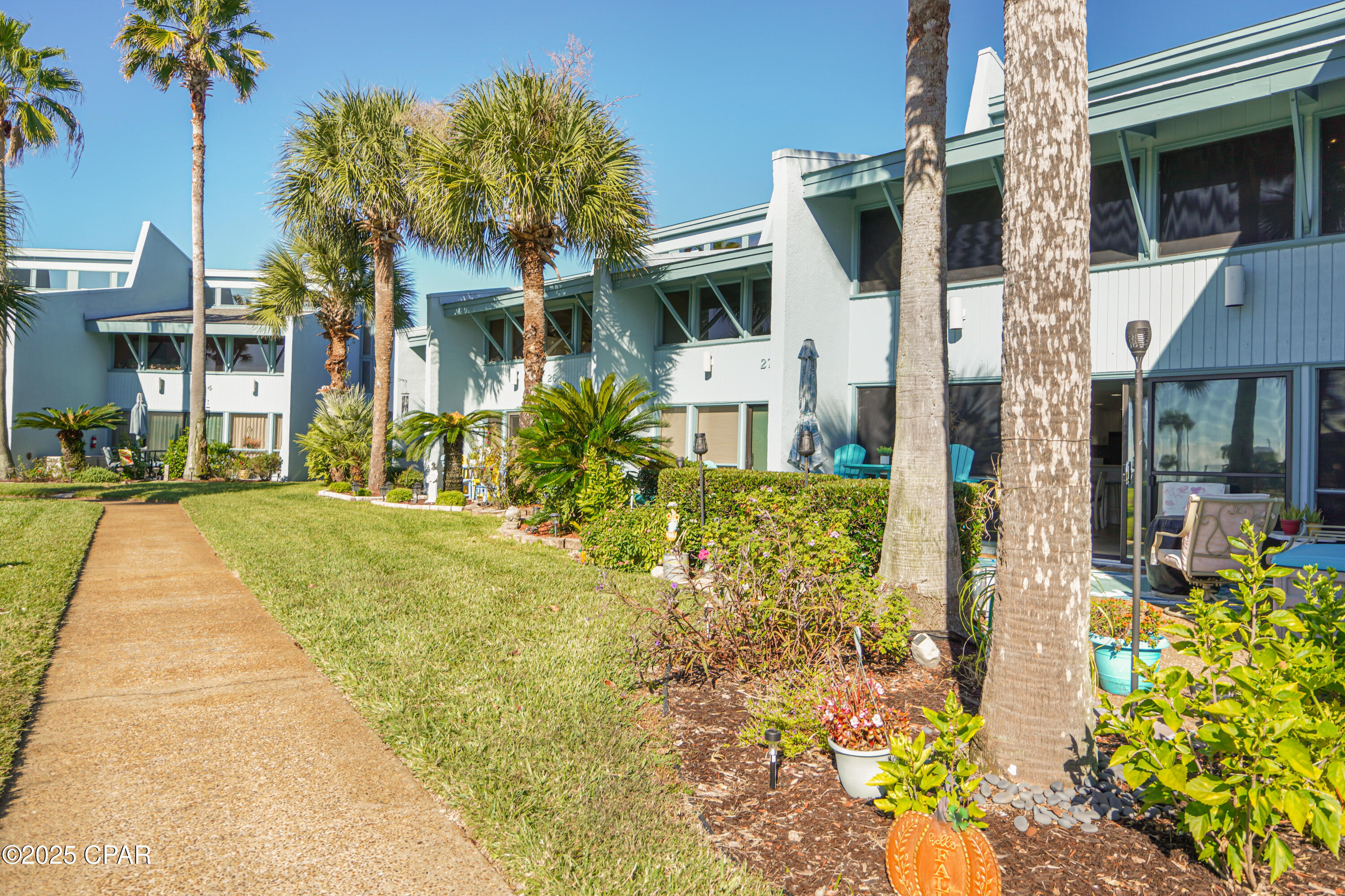 22400 Front Beach Road, 28