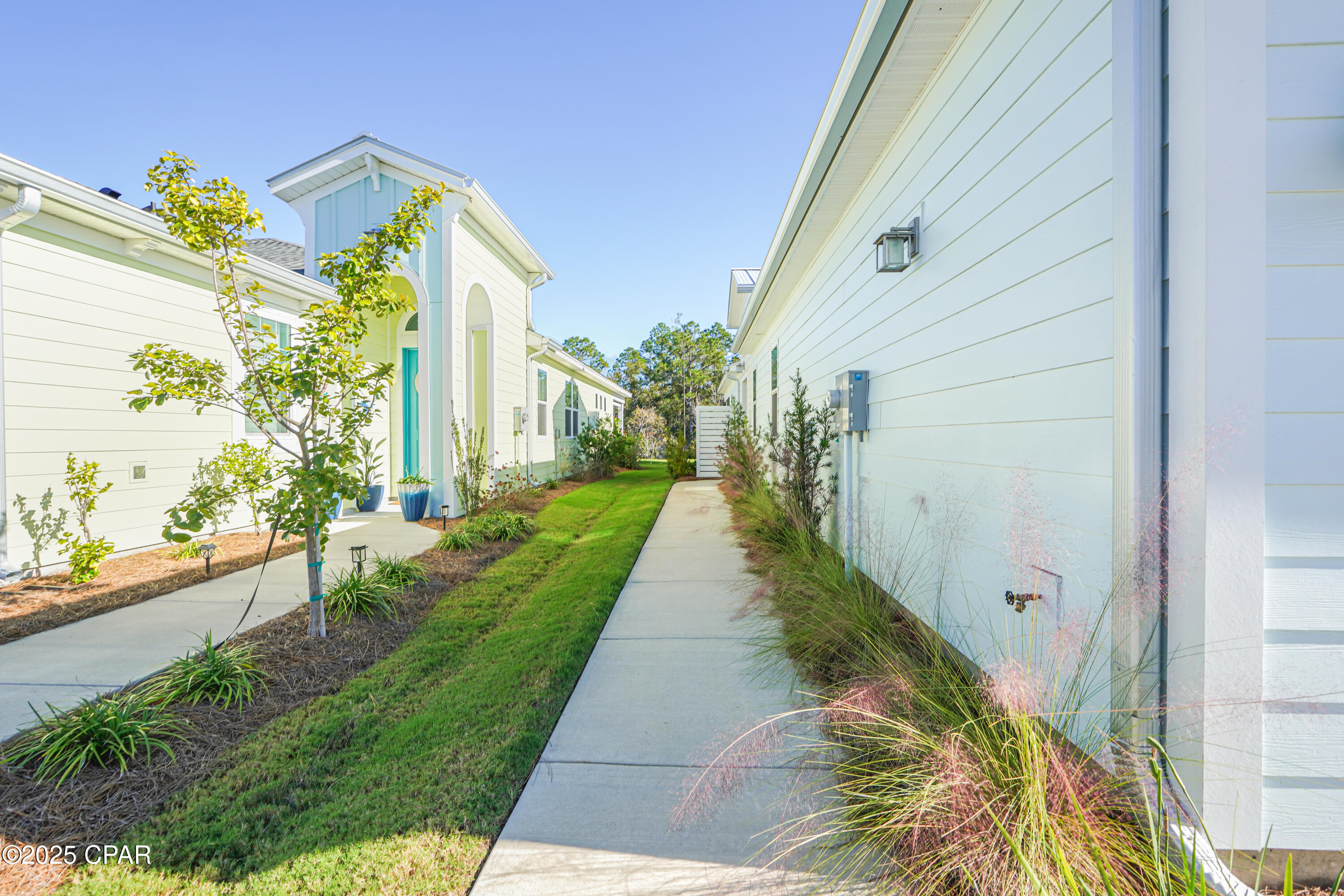 8675 Mermaid Court