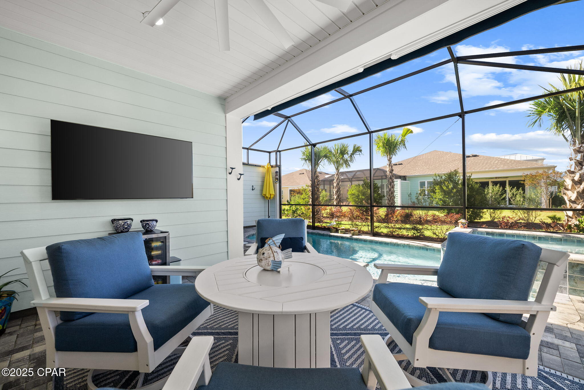 8408 Hang Loose Court