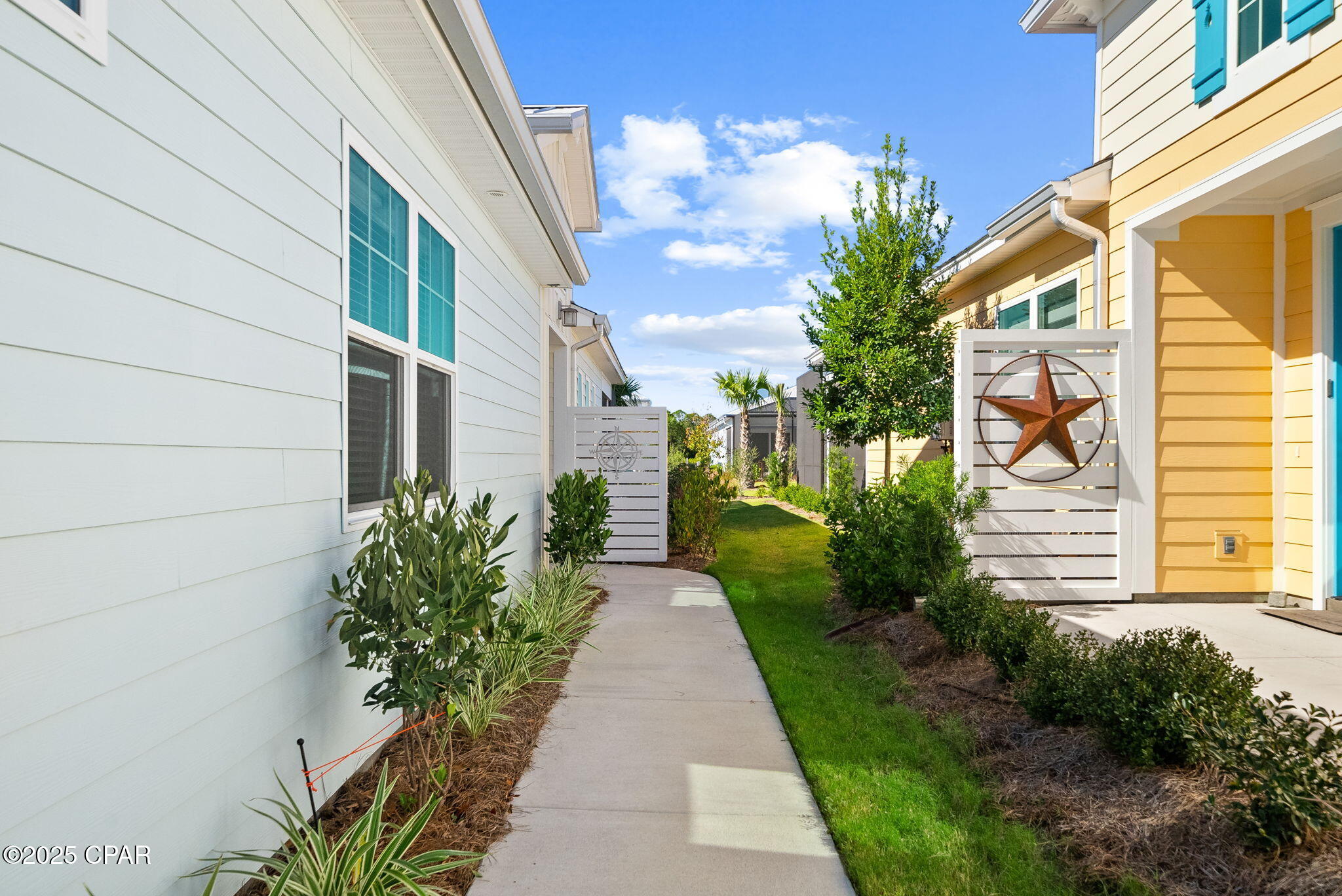 8408 Hang Loose Court