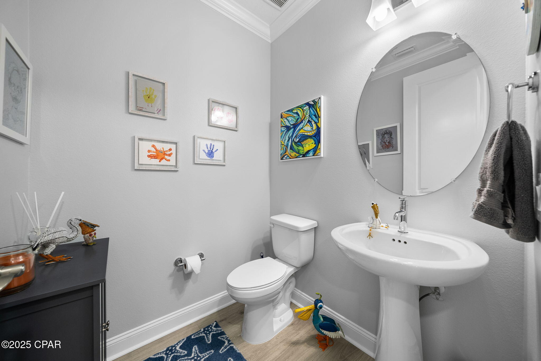 8408 Hang Loose Court