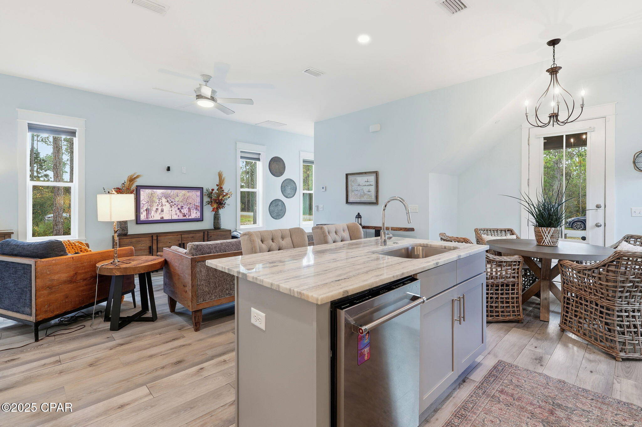 7537 Shady Glen Trail