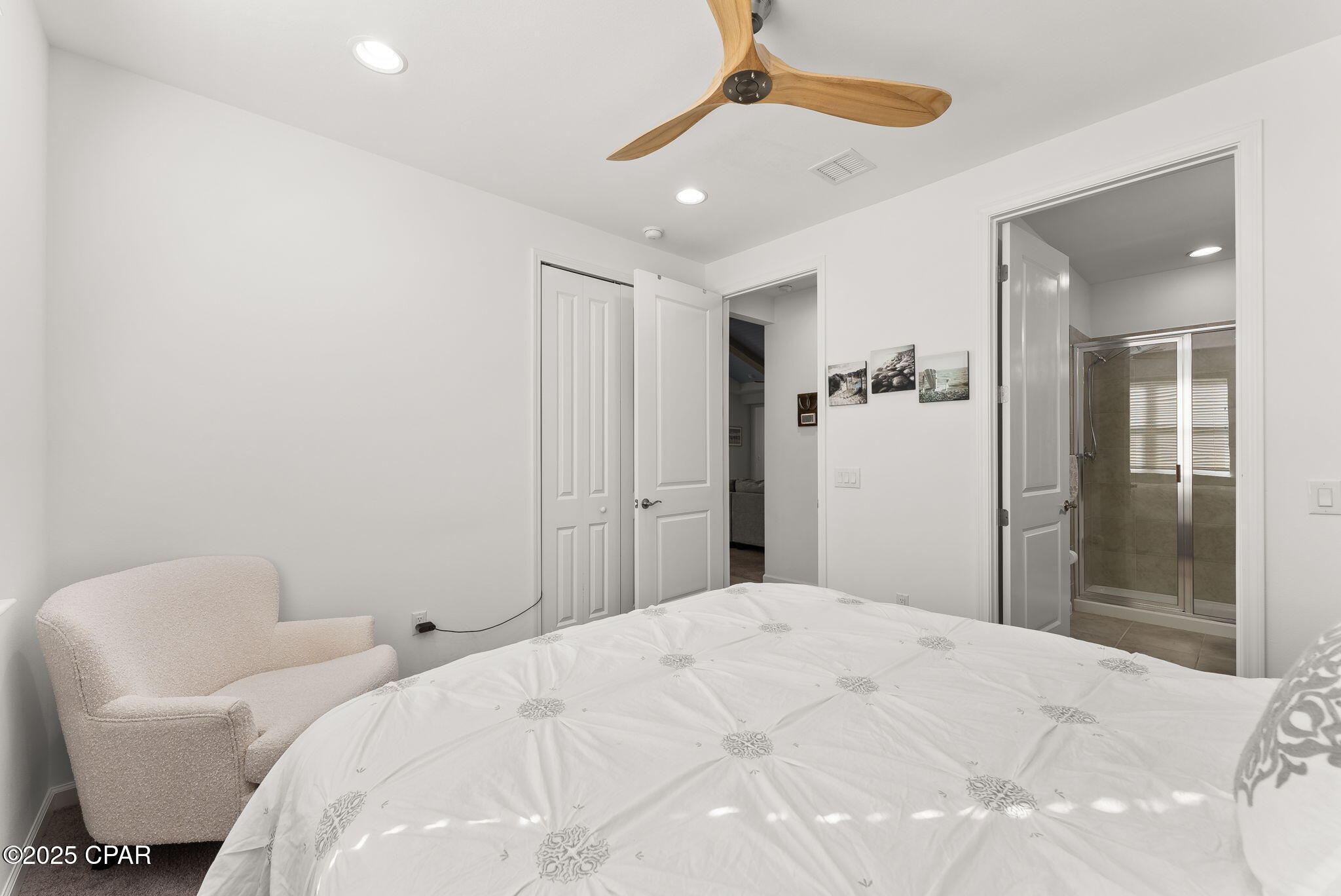 8514 Island Breeze Avenue