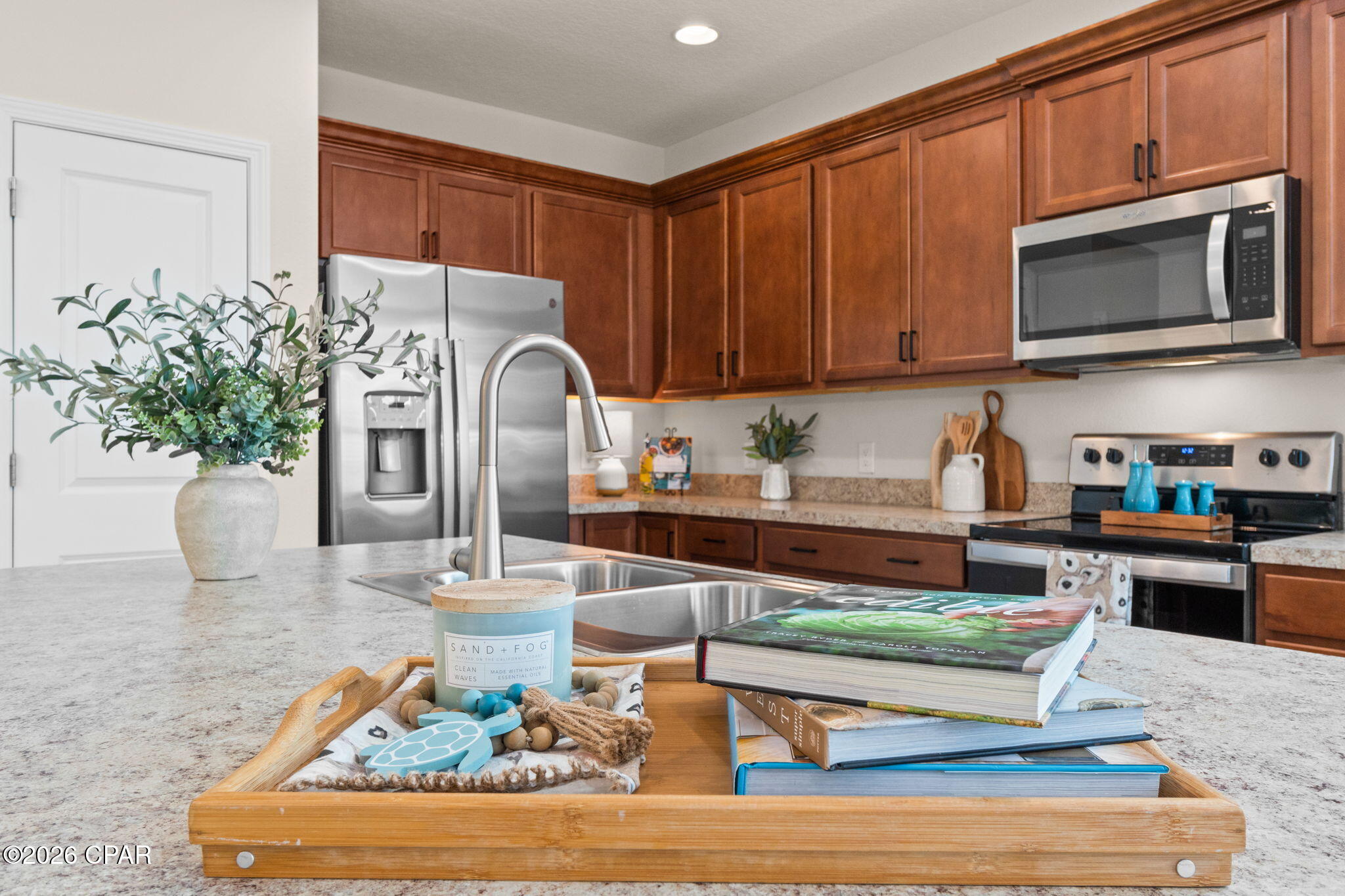 8444 Dreams Float Court