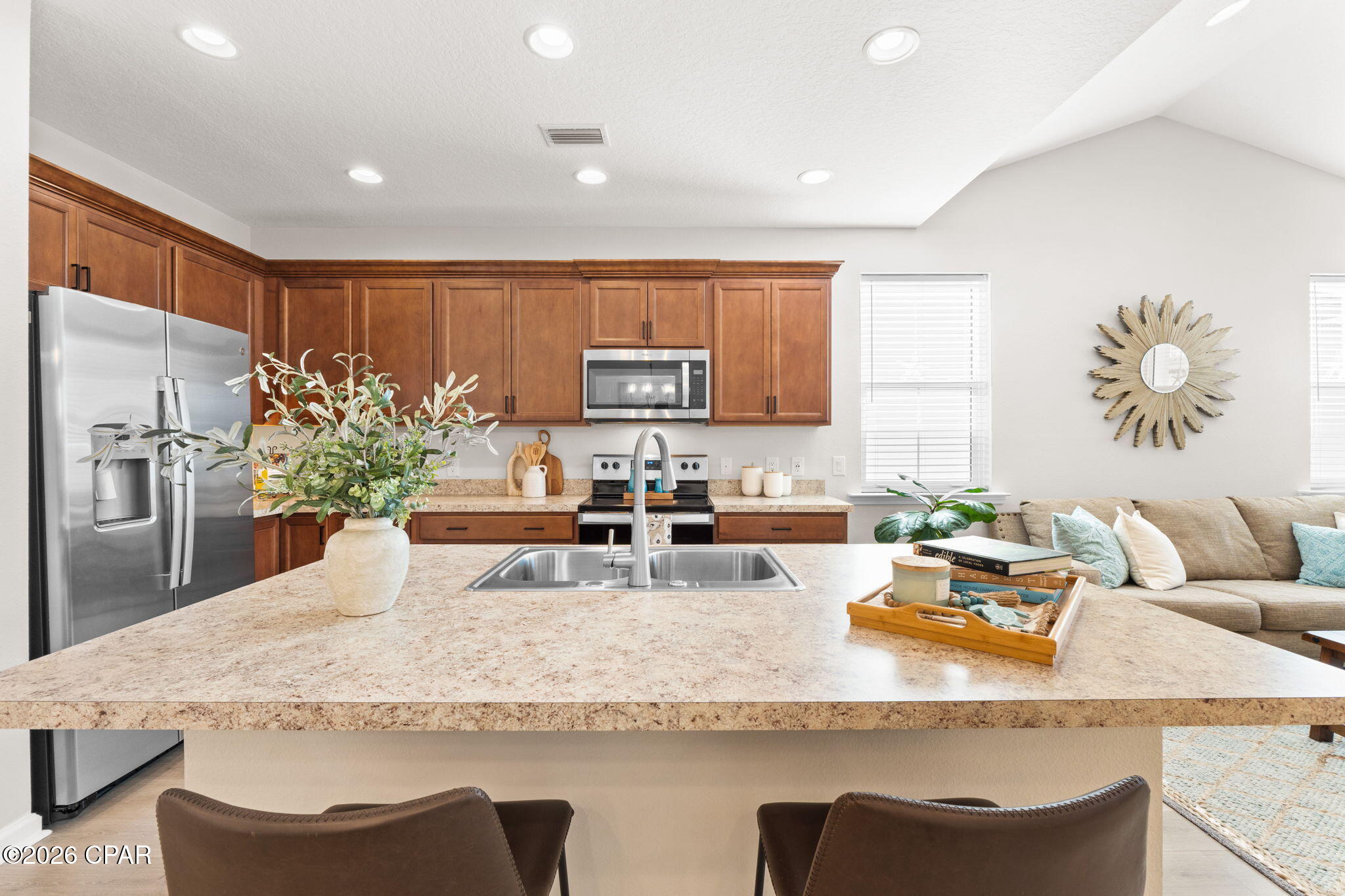 8444 Dreams Float Court