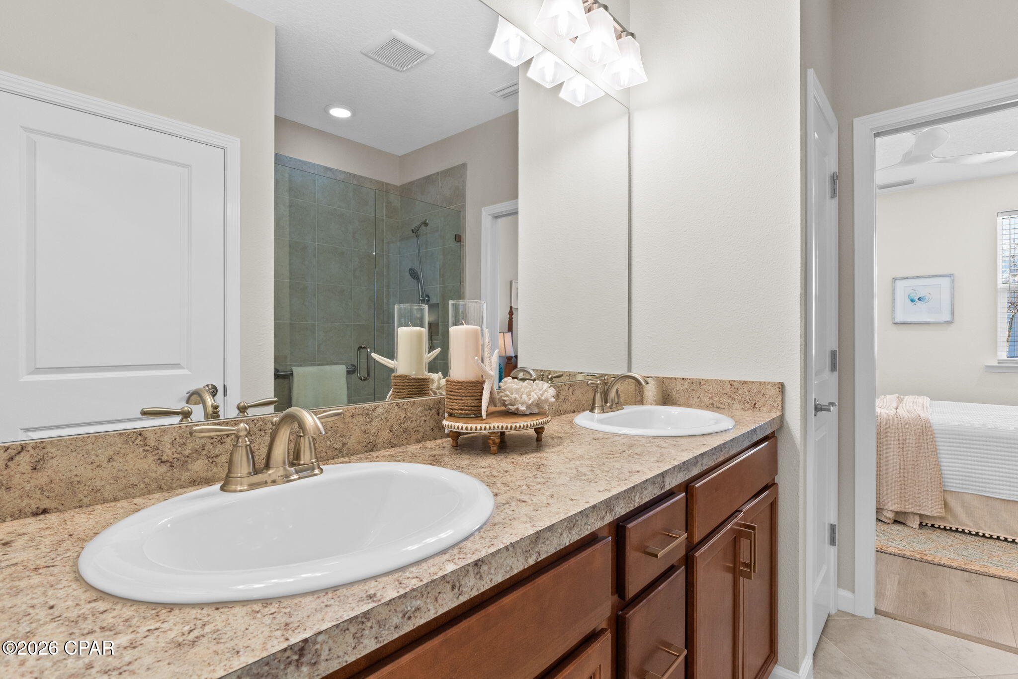 8444 Dreams Float Court