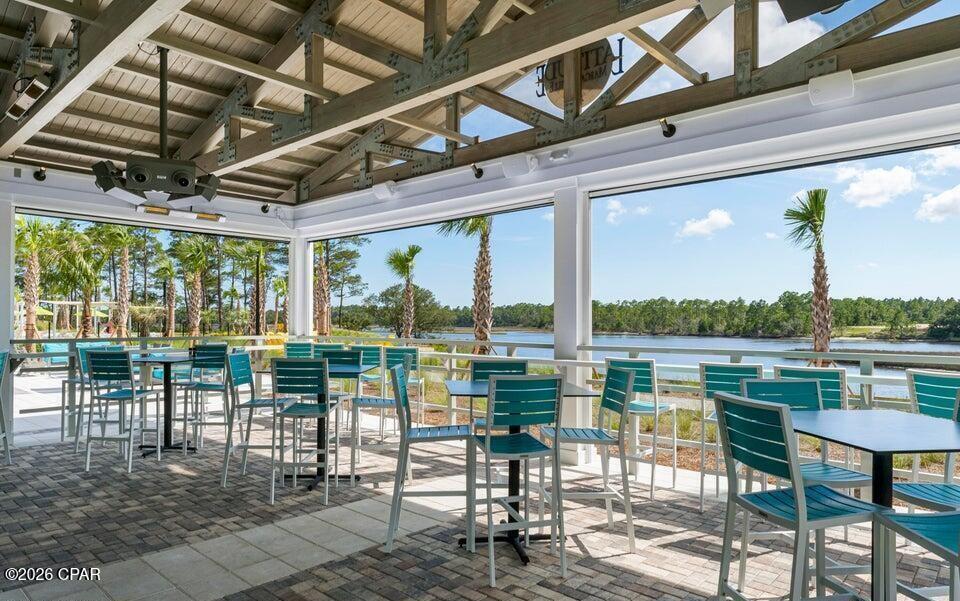 8444 Dreams Float Court