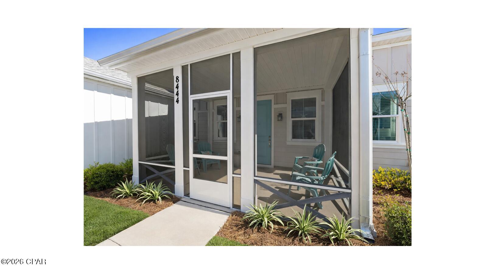 8444 Dreams Float Court