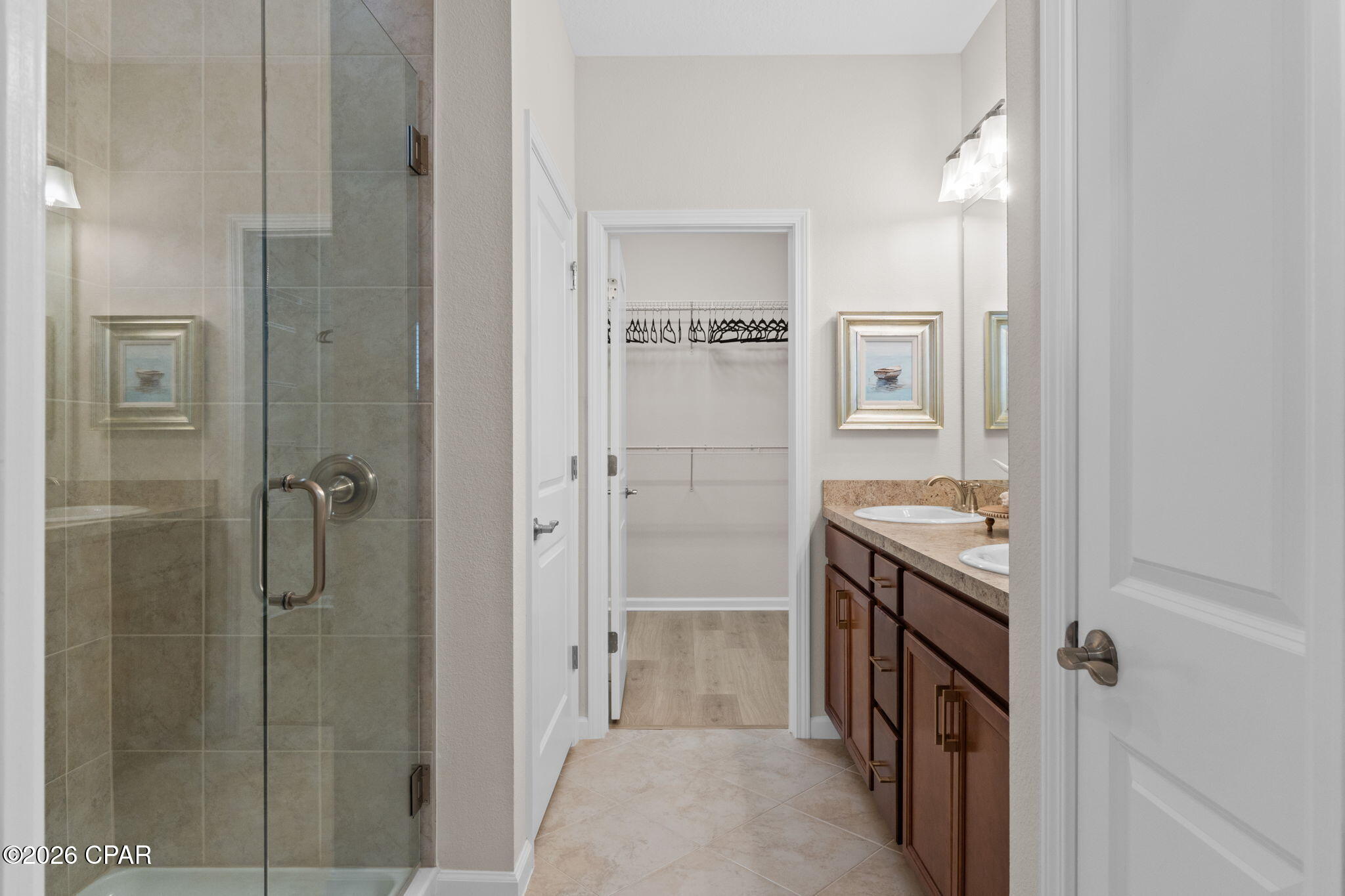 8444 Dreams Float Court