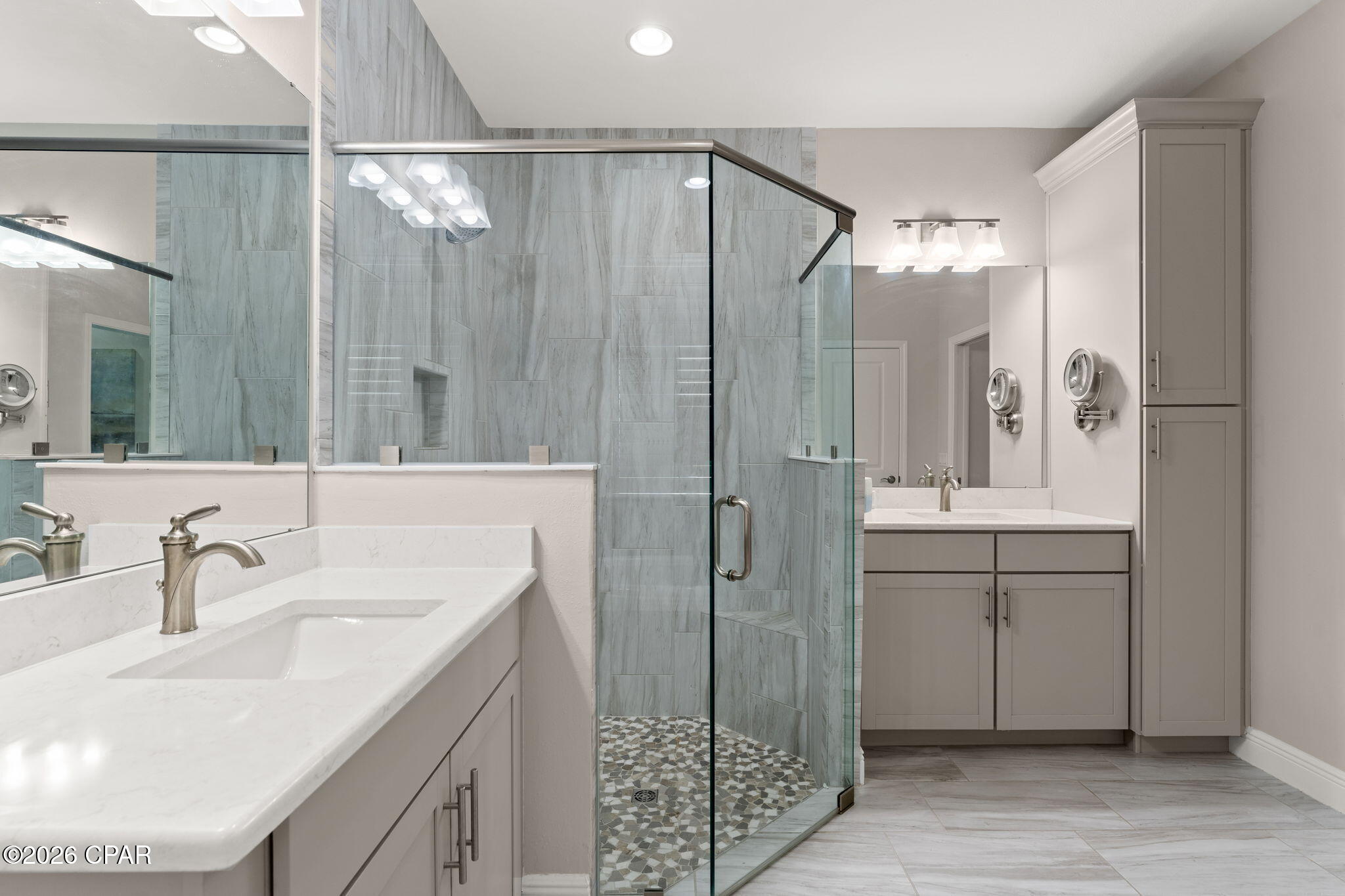 8518 Flip Flop Court