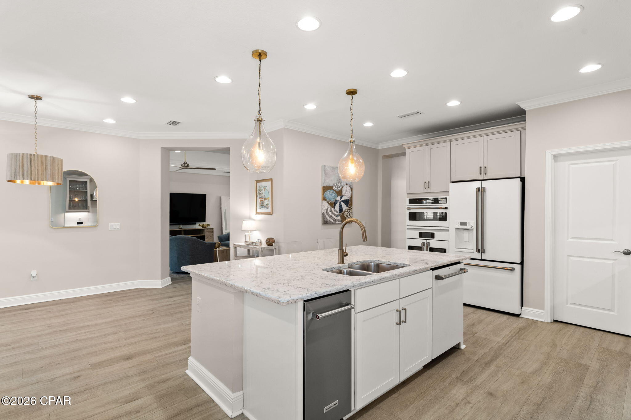 8518 Flip Flop Court