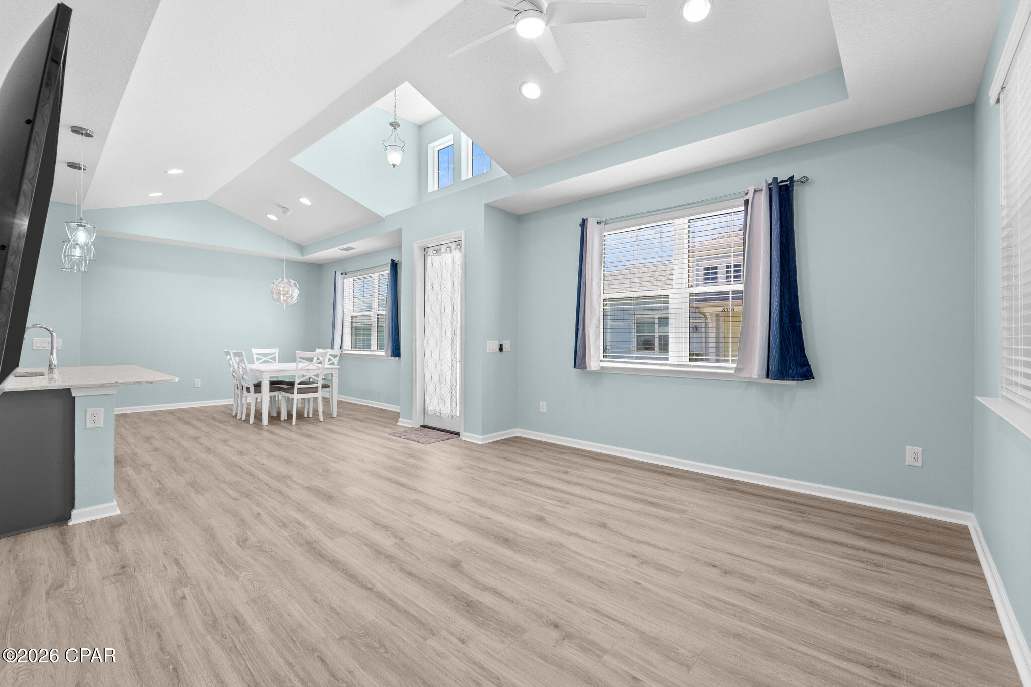 8456 Dreams Float Court
