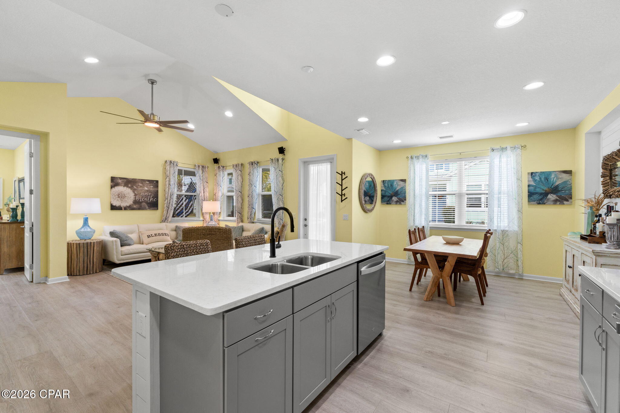 8658 Coral Reef Way