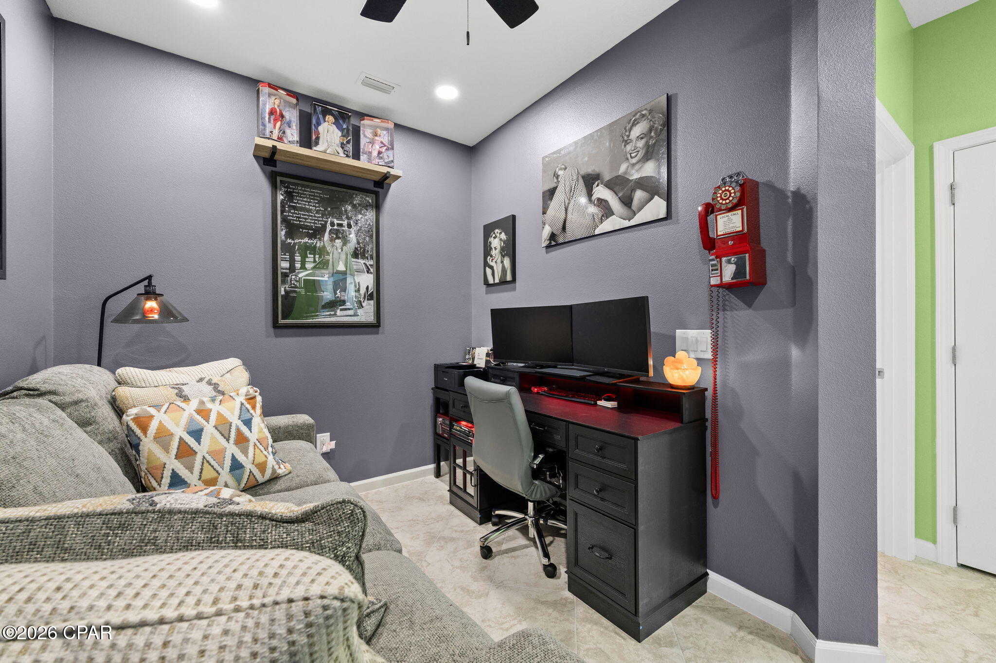 8956 Parrot Place