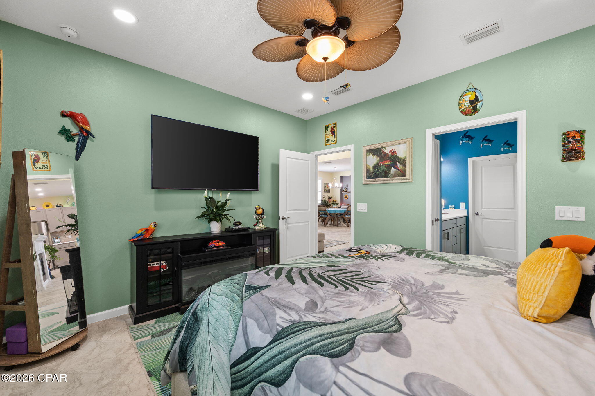 8956 Parrot Place
