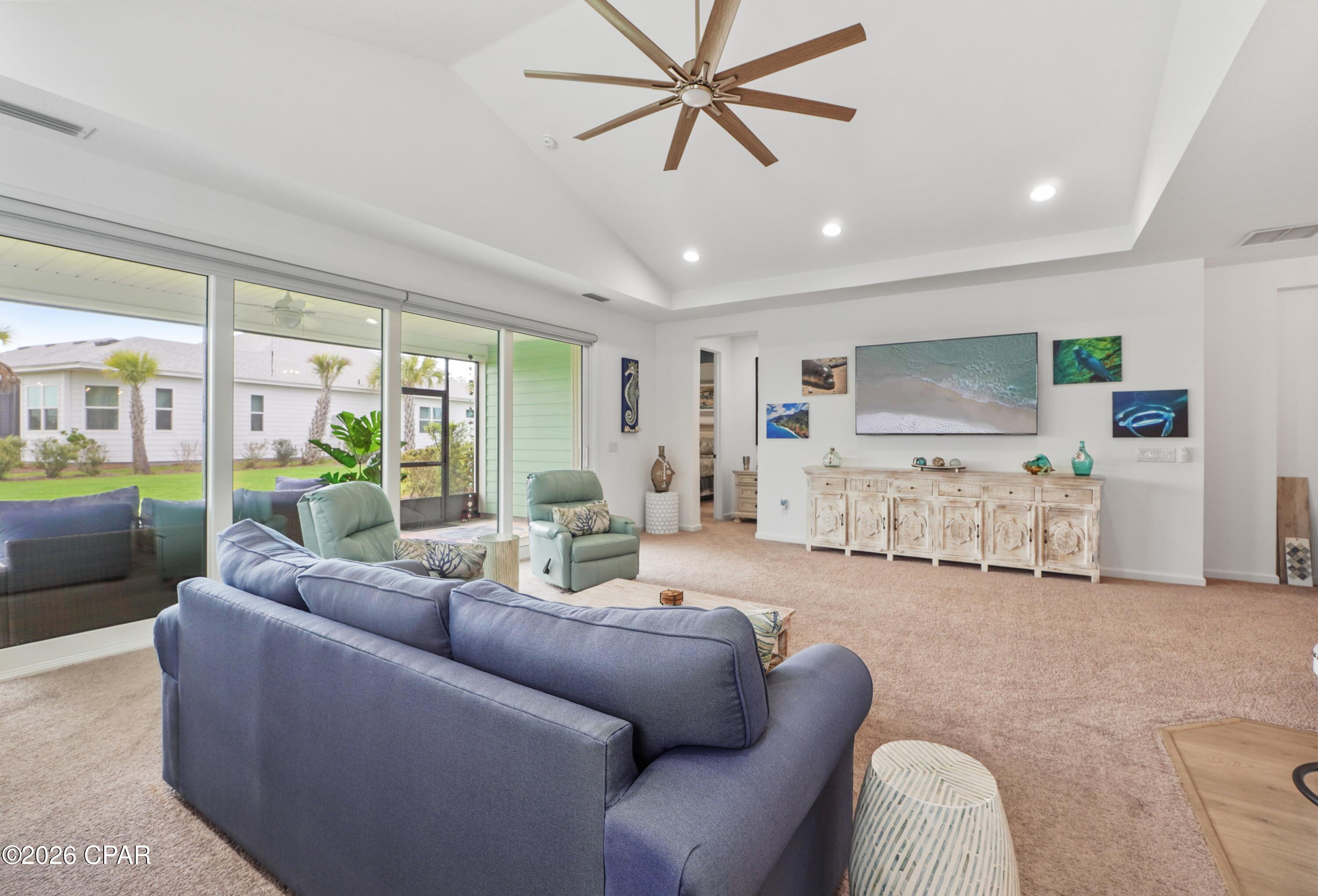 8822 Coral Reef Way