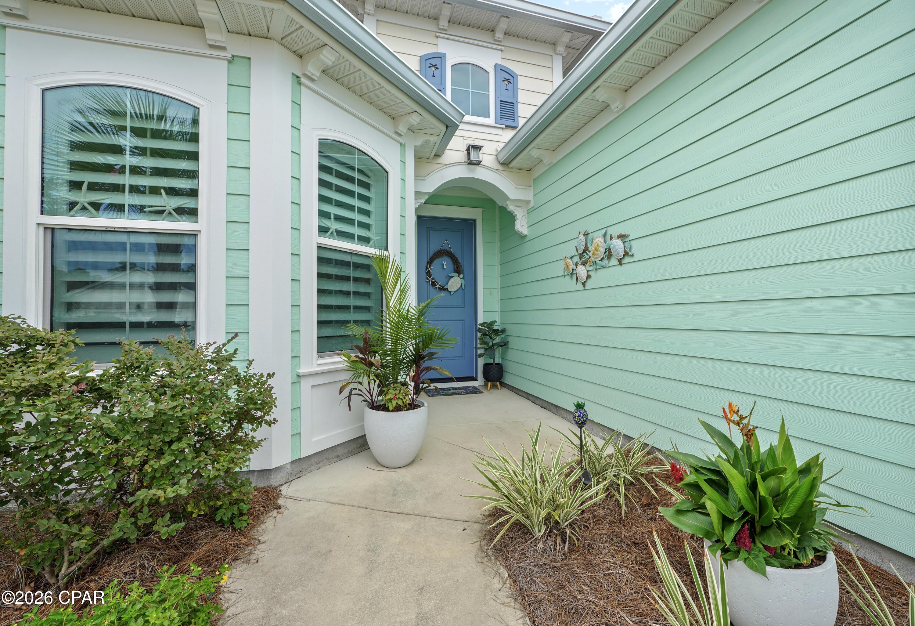 8822 Coral Reef Way
