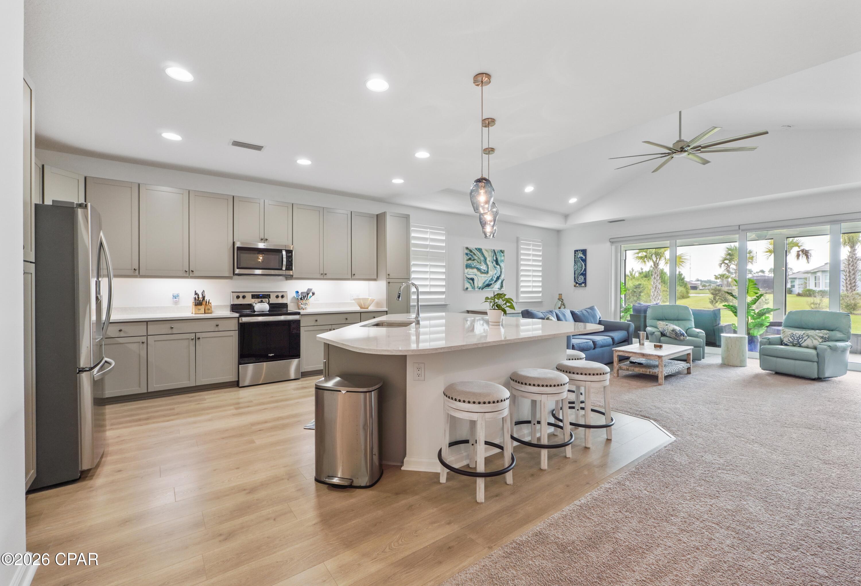 8822 Coral Reef Way