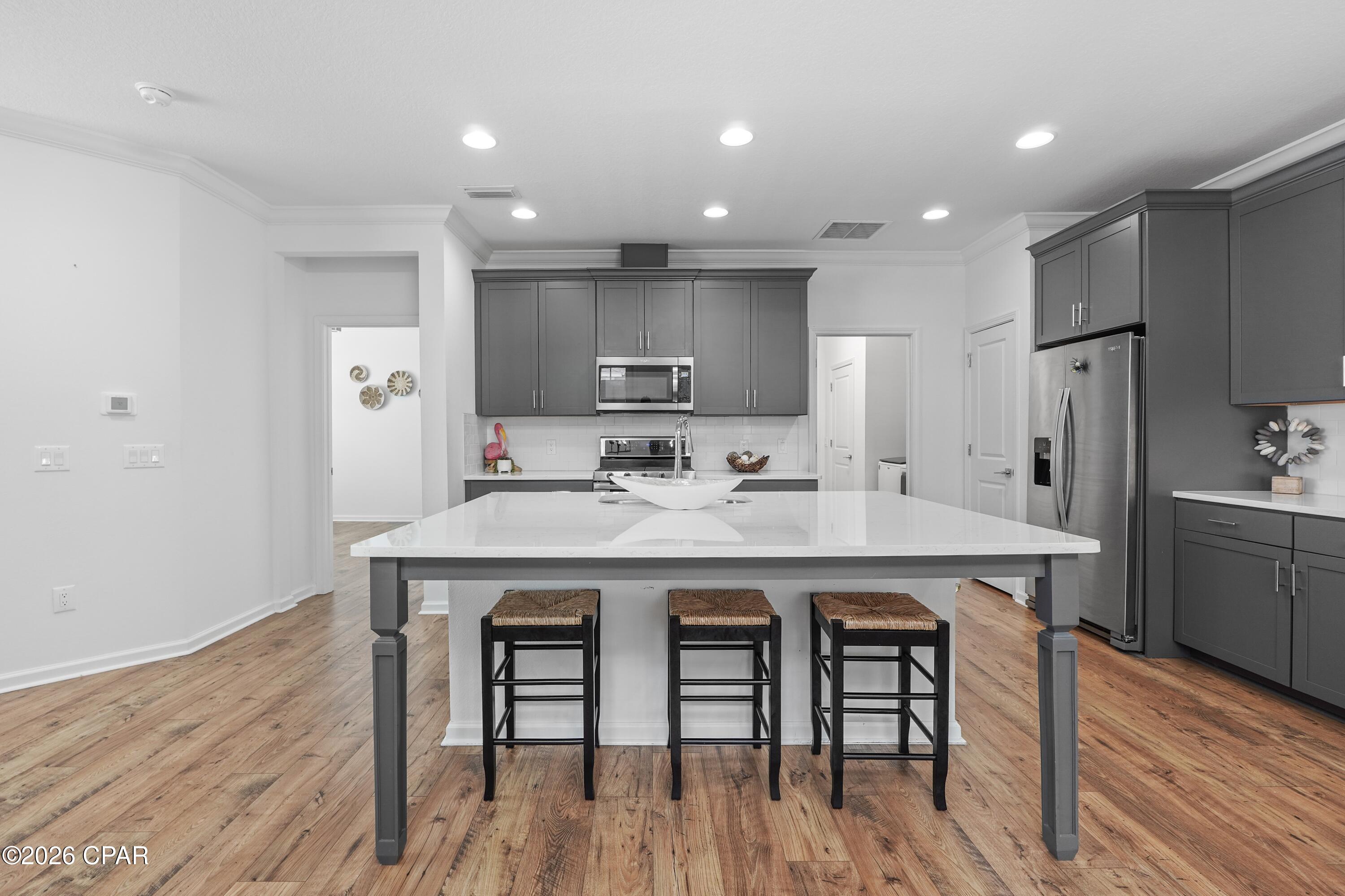 8654 Coral Reef Way
