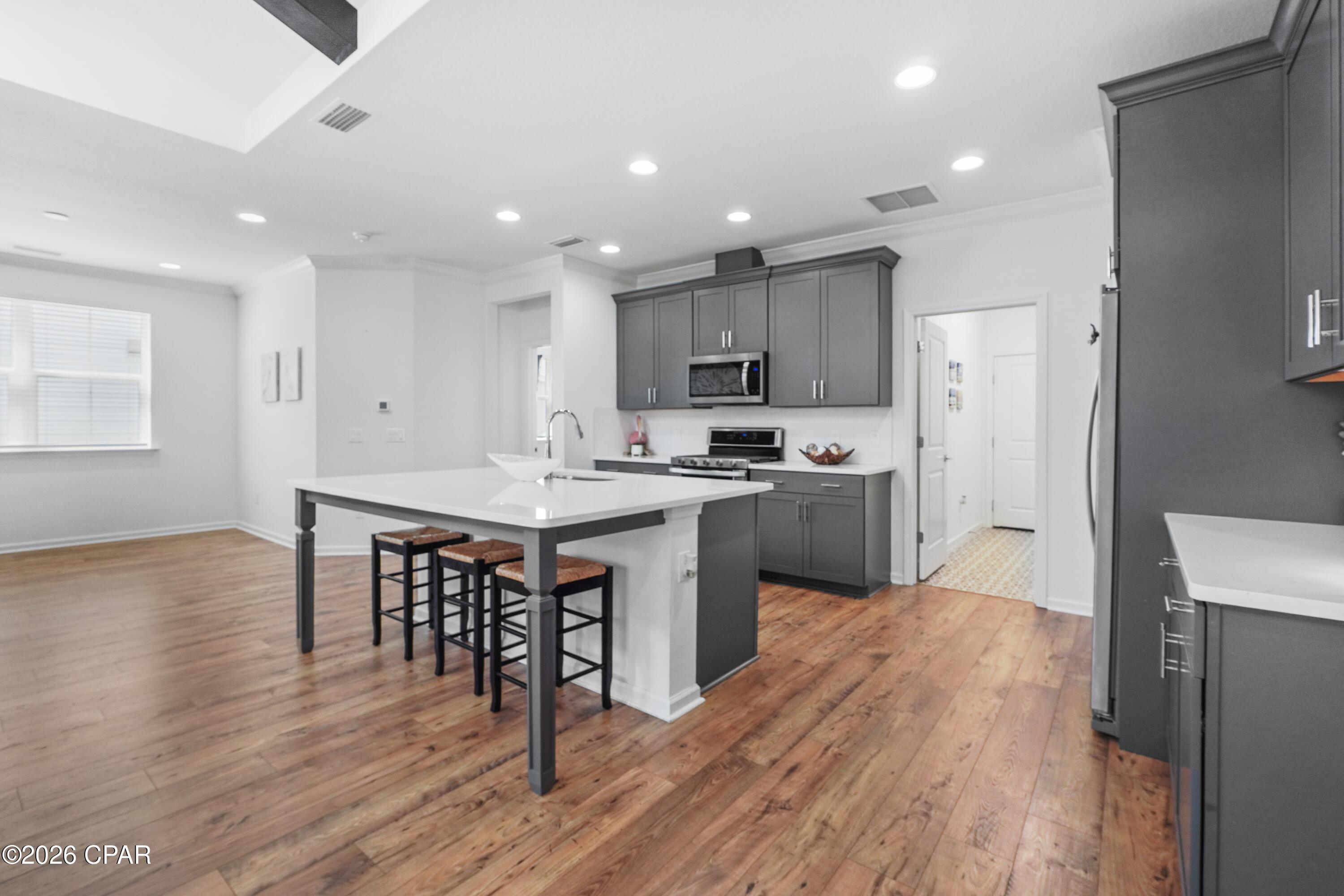 8654 Coral Reef Way