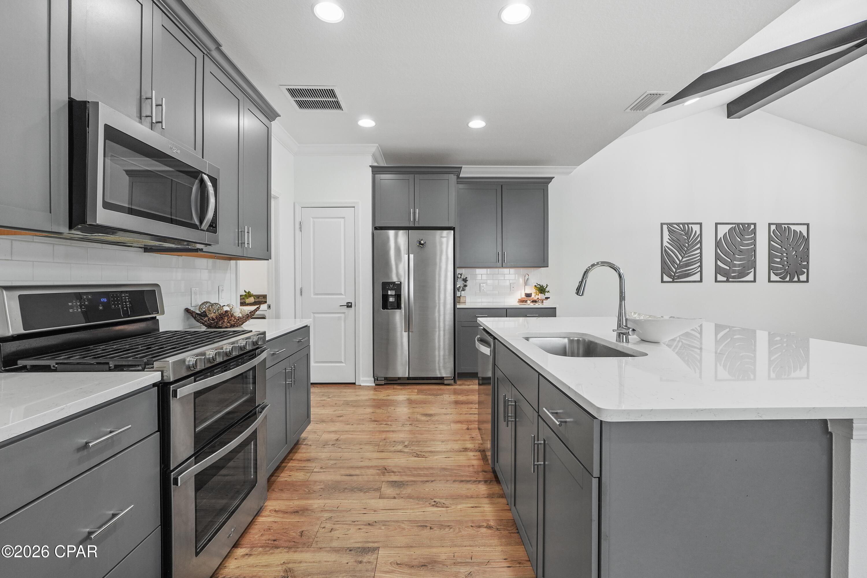 8654 Coral Reef Way