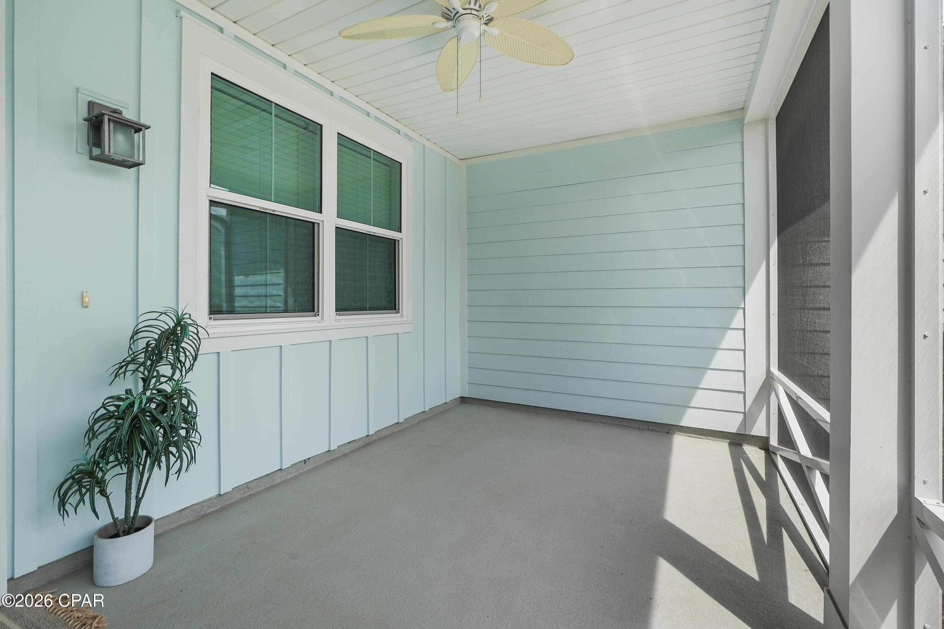 8654 Coral Reef Way