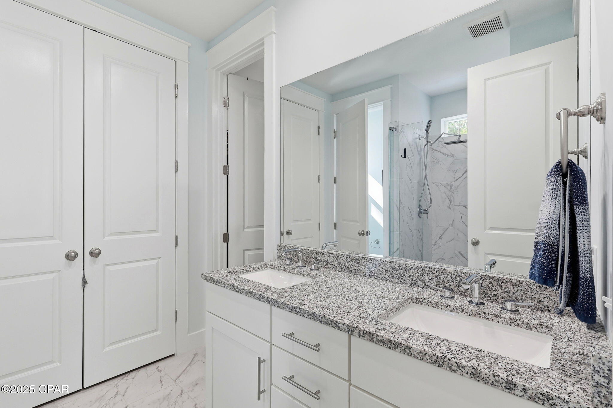 7537 Shady Glen Trail