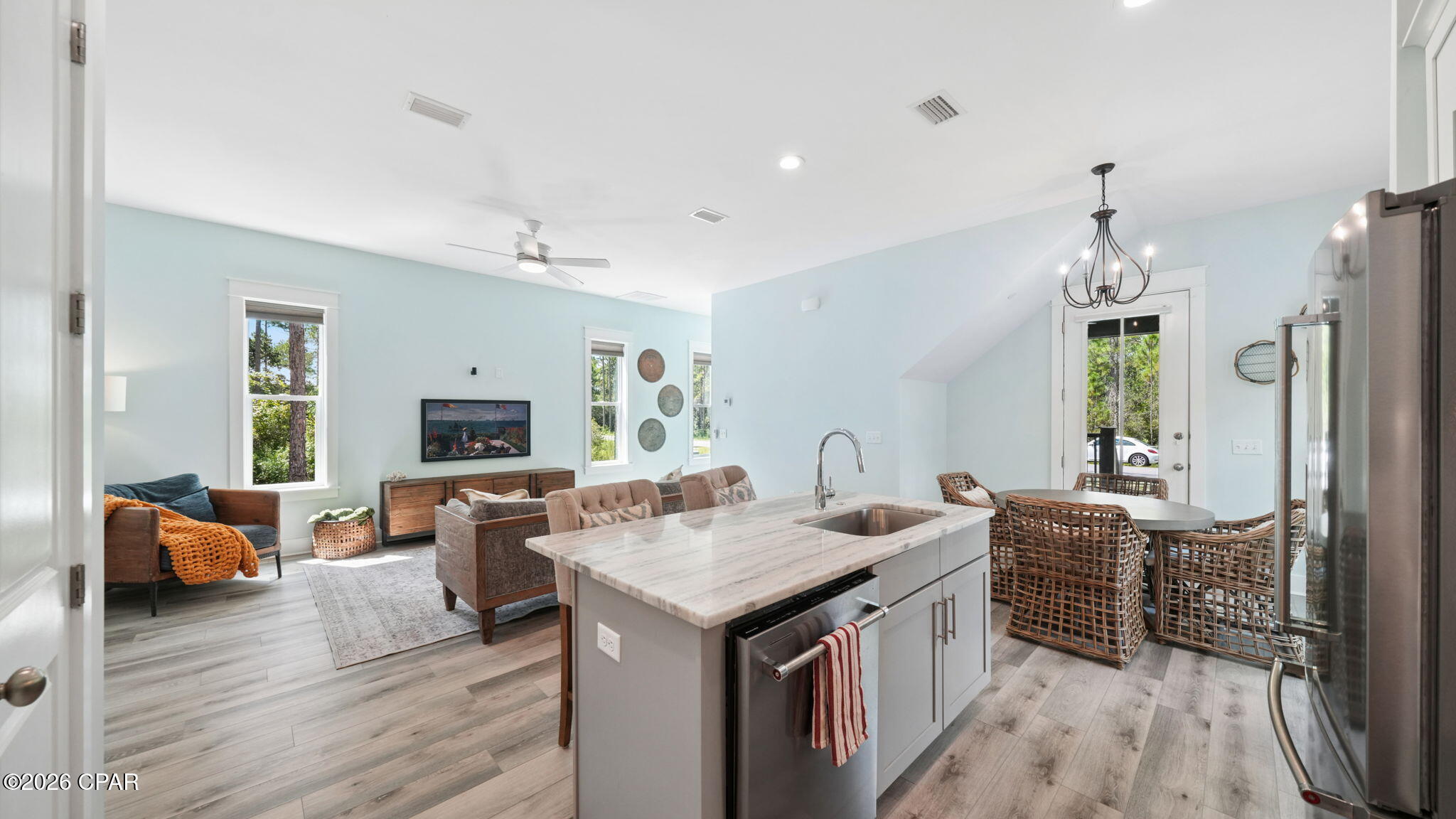 7537 Shady Glen Trail