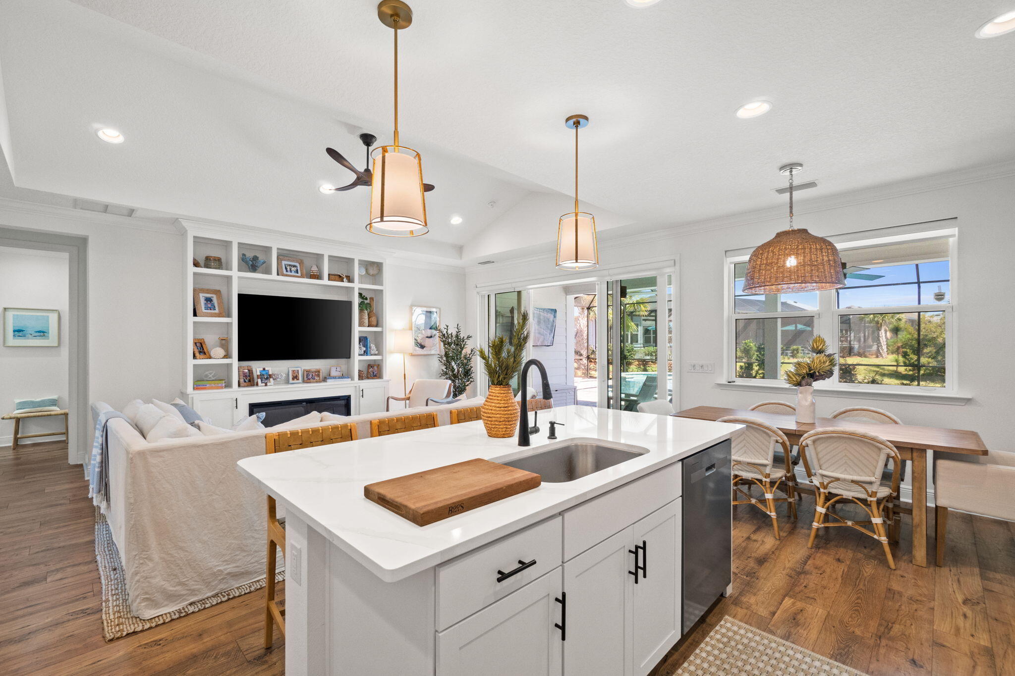 8794 Coral Reef Way
