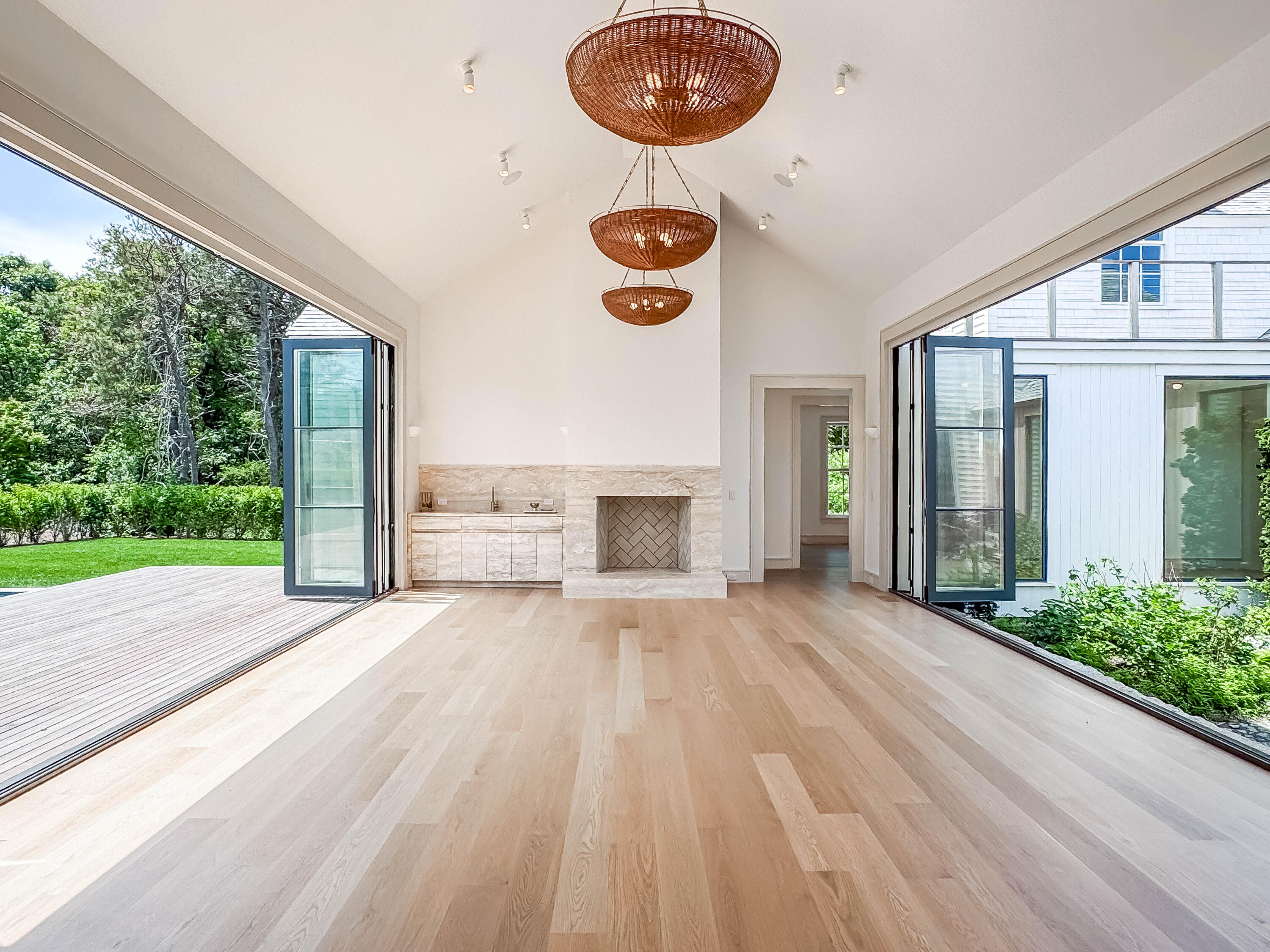 2 Lexington Avenue