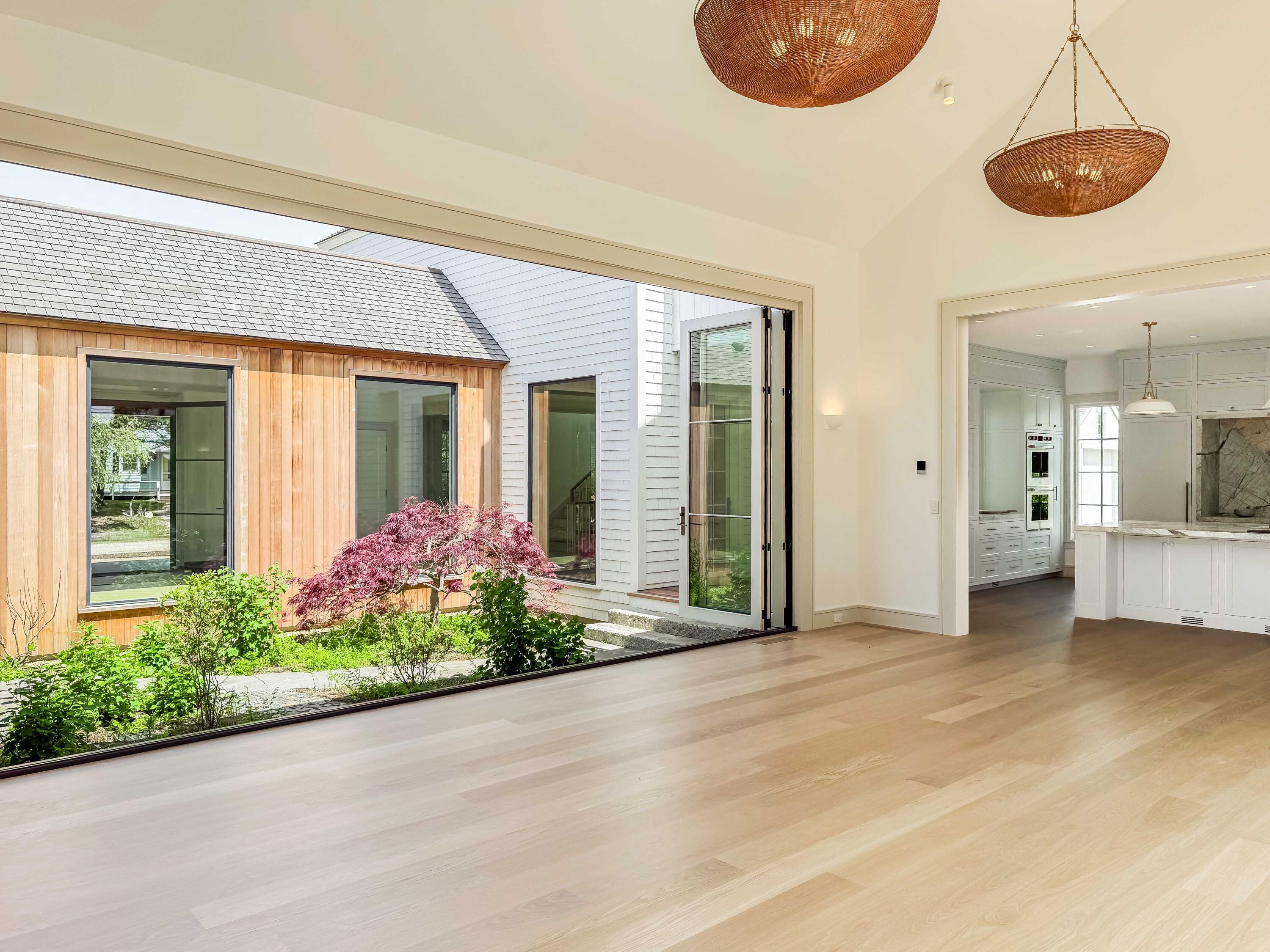 2 Lexington Avenue