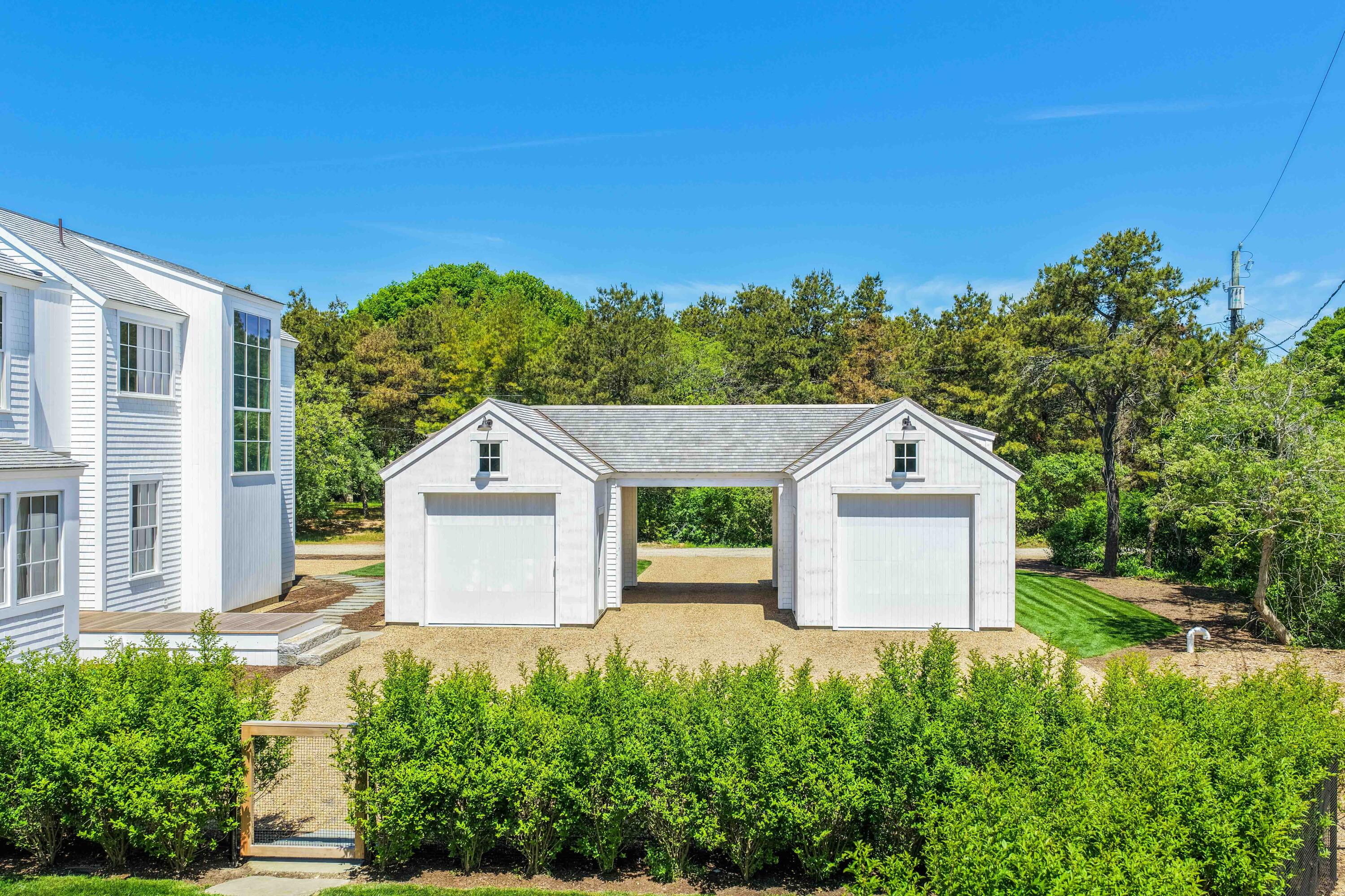 2 Lexington Avenue