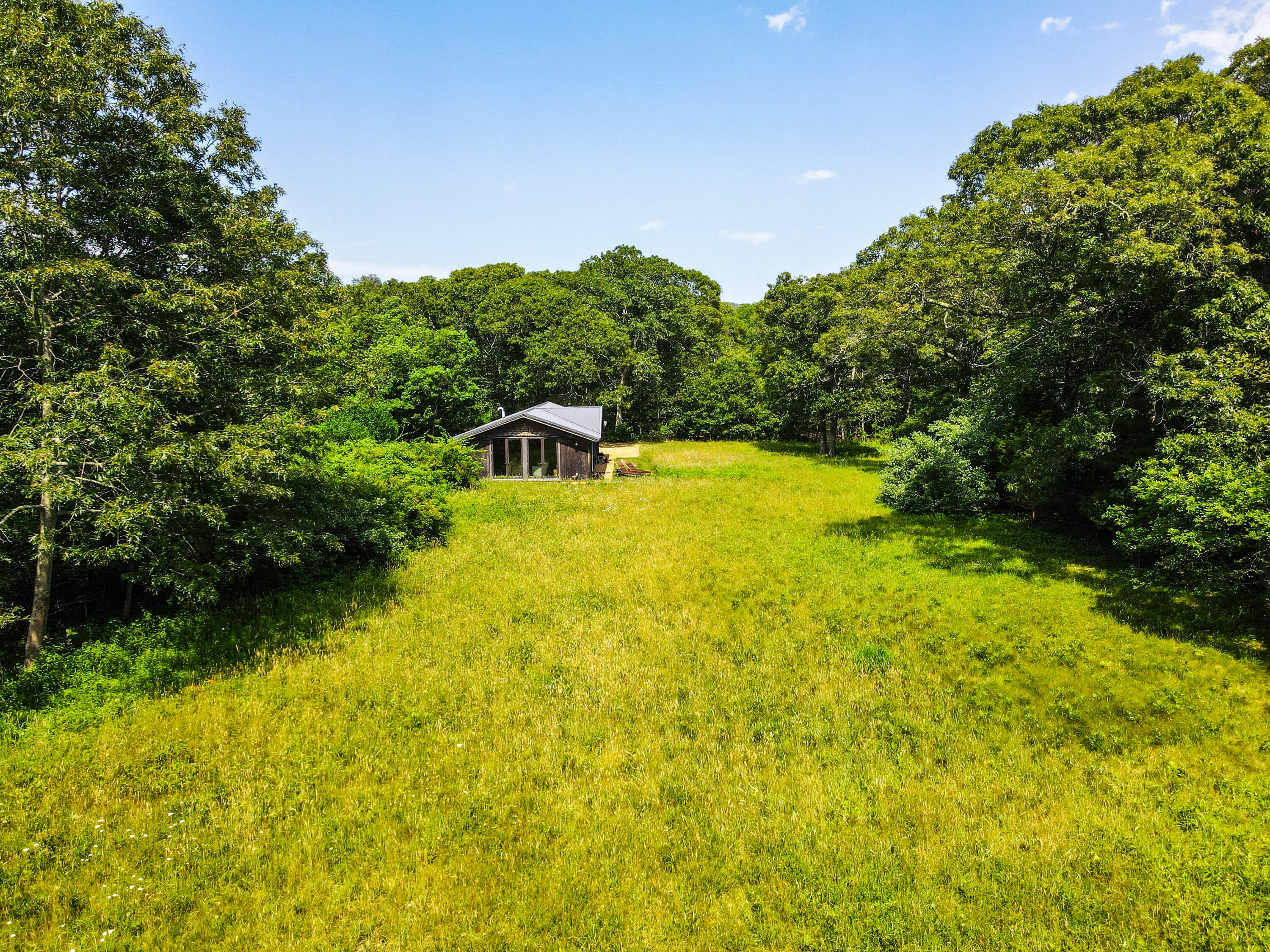 31 Josiah Sachem Way