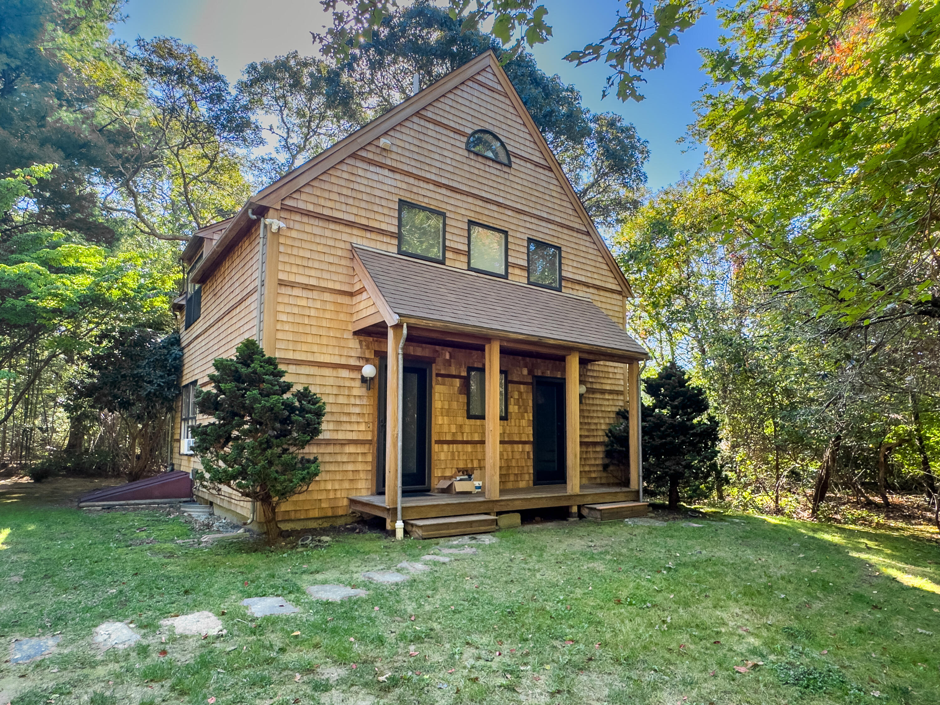 31 Josiah Sachem Way