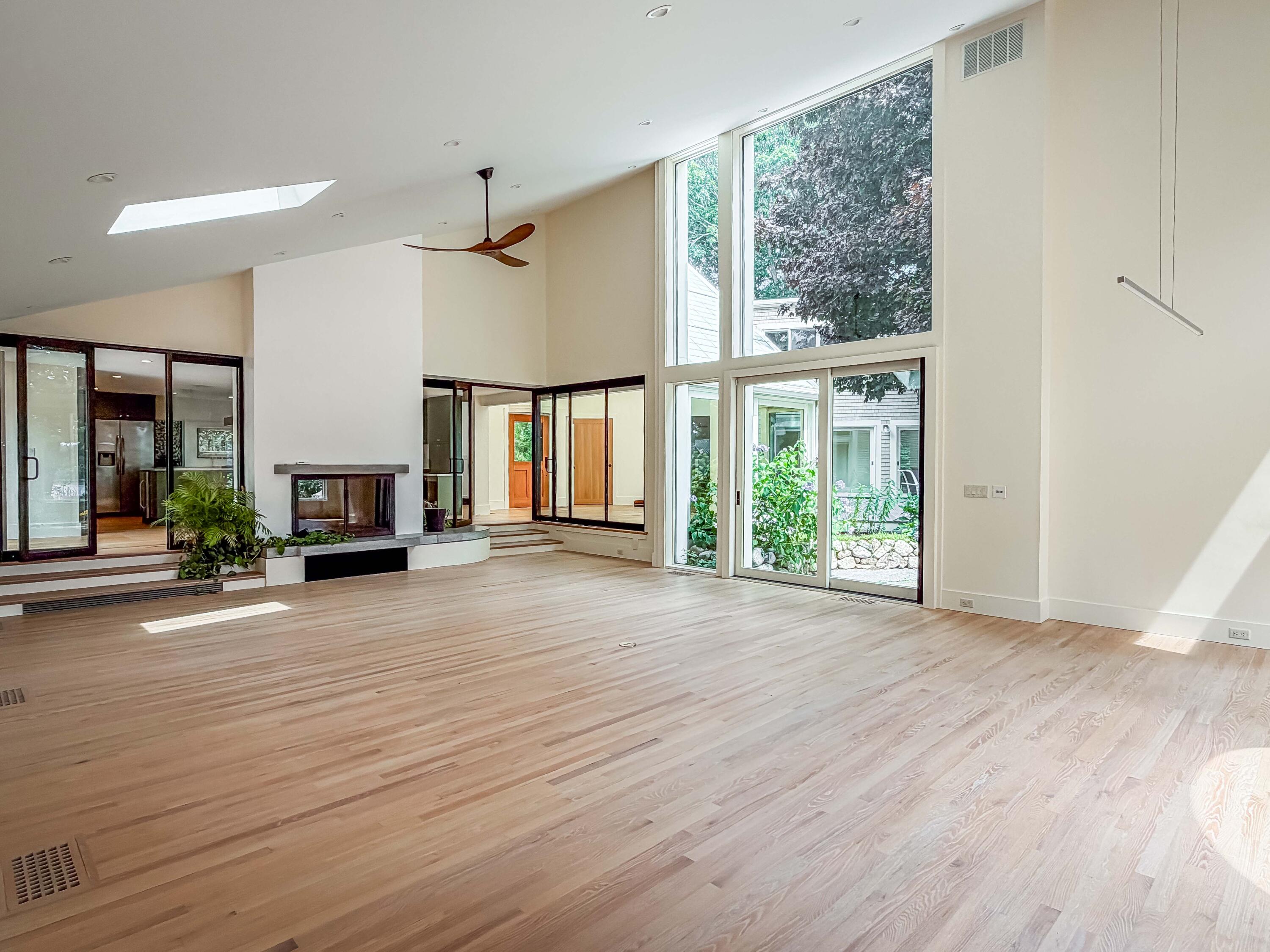 219 Scraggy Neck Road