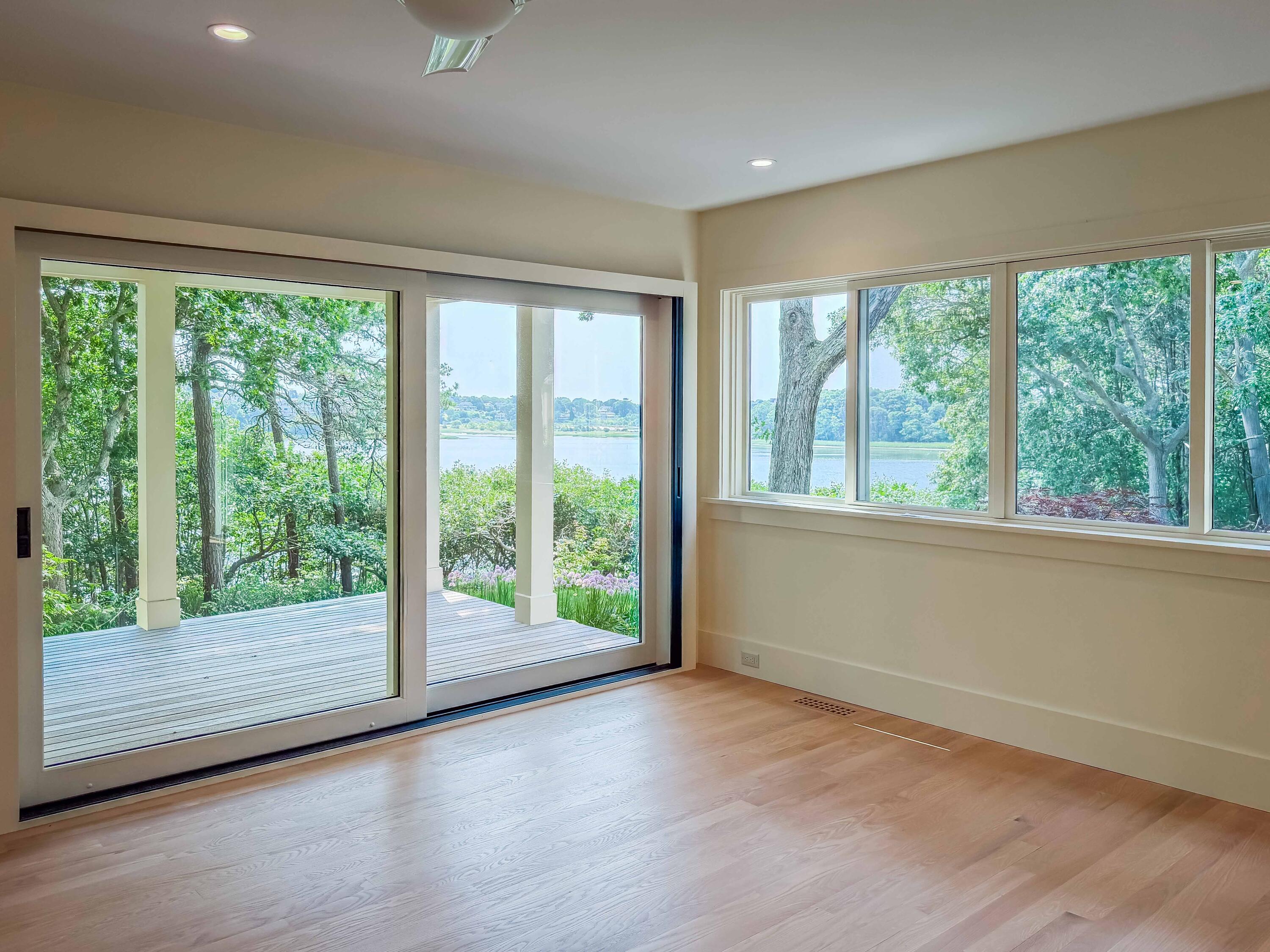 219 Scraggy Neck Road