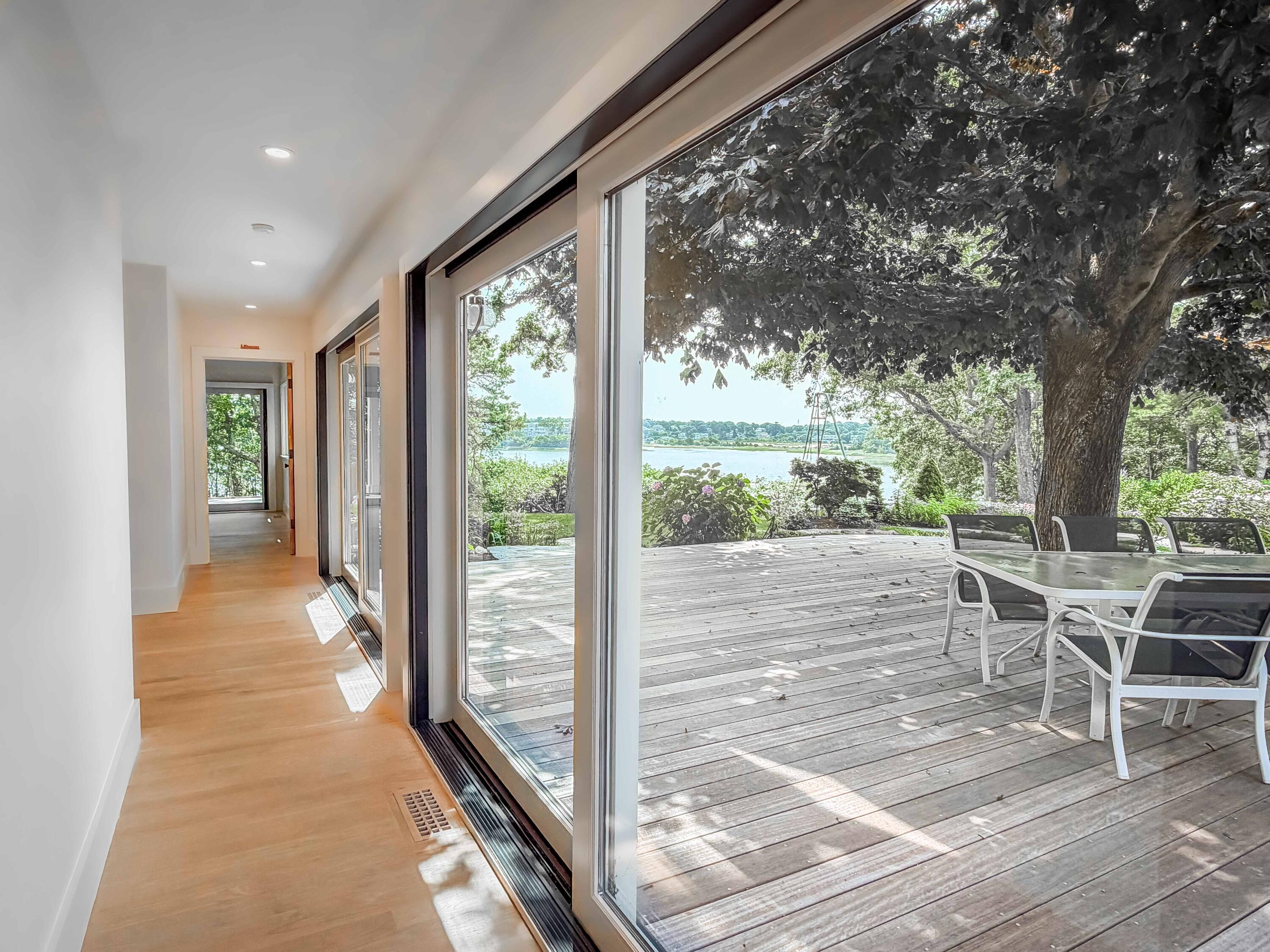 219 Scraggy Neck Road