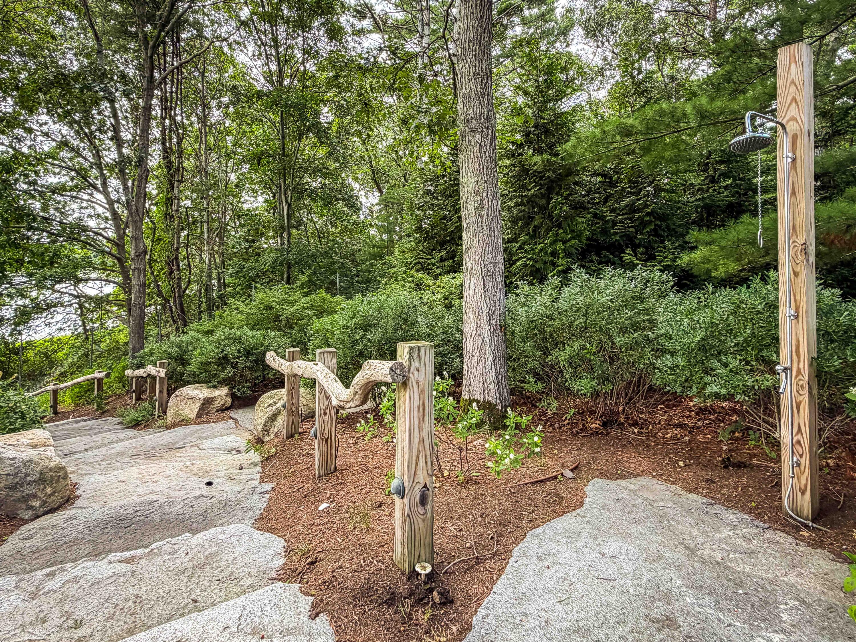 219 Scraggy Neck Road