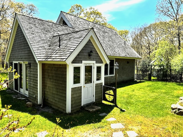 5 Meeting House Road