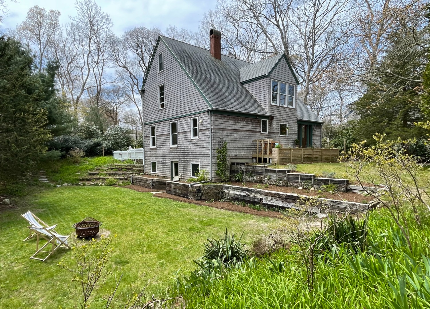 140 Tashmoo Avenue