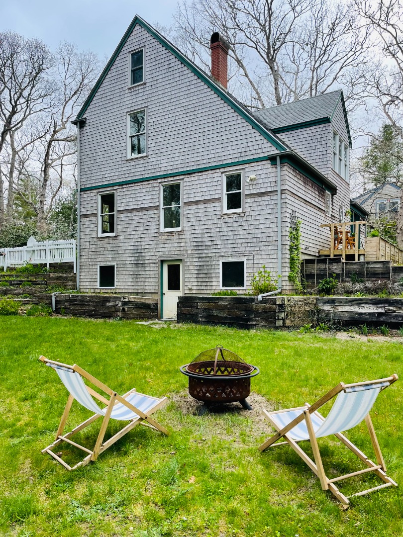 140 Tashmoo Avenue